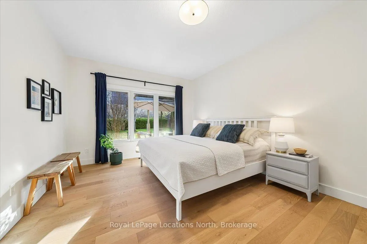 Photo 9 of 32 Alyssa Drive, Collingwood — HOMEH