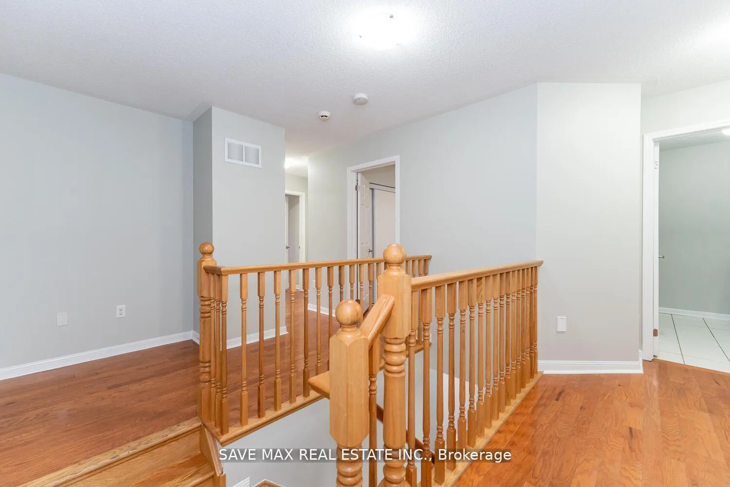 Photo 17 of 36 Bevington Road, Brampton, Northwest Brampton — HOMEH