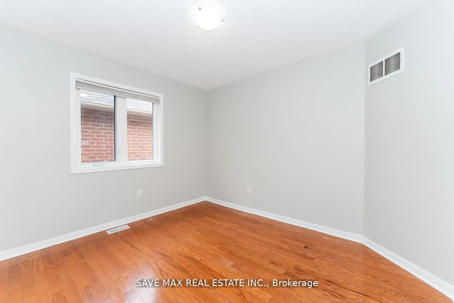 Photo 32 of 36 Bevington Road, Brampton, Northwest Brampton — HOMEH