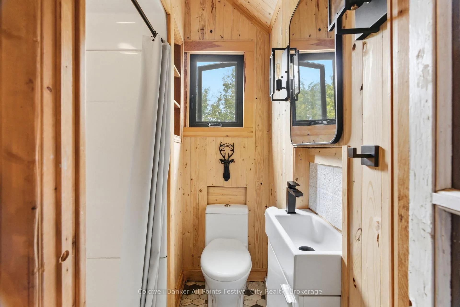 Photo 31 of 27 Lidderdale Street, Bluewater, Bayfield — HOMEH