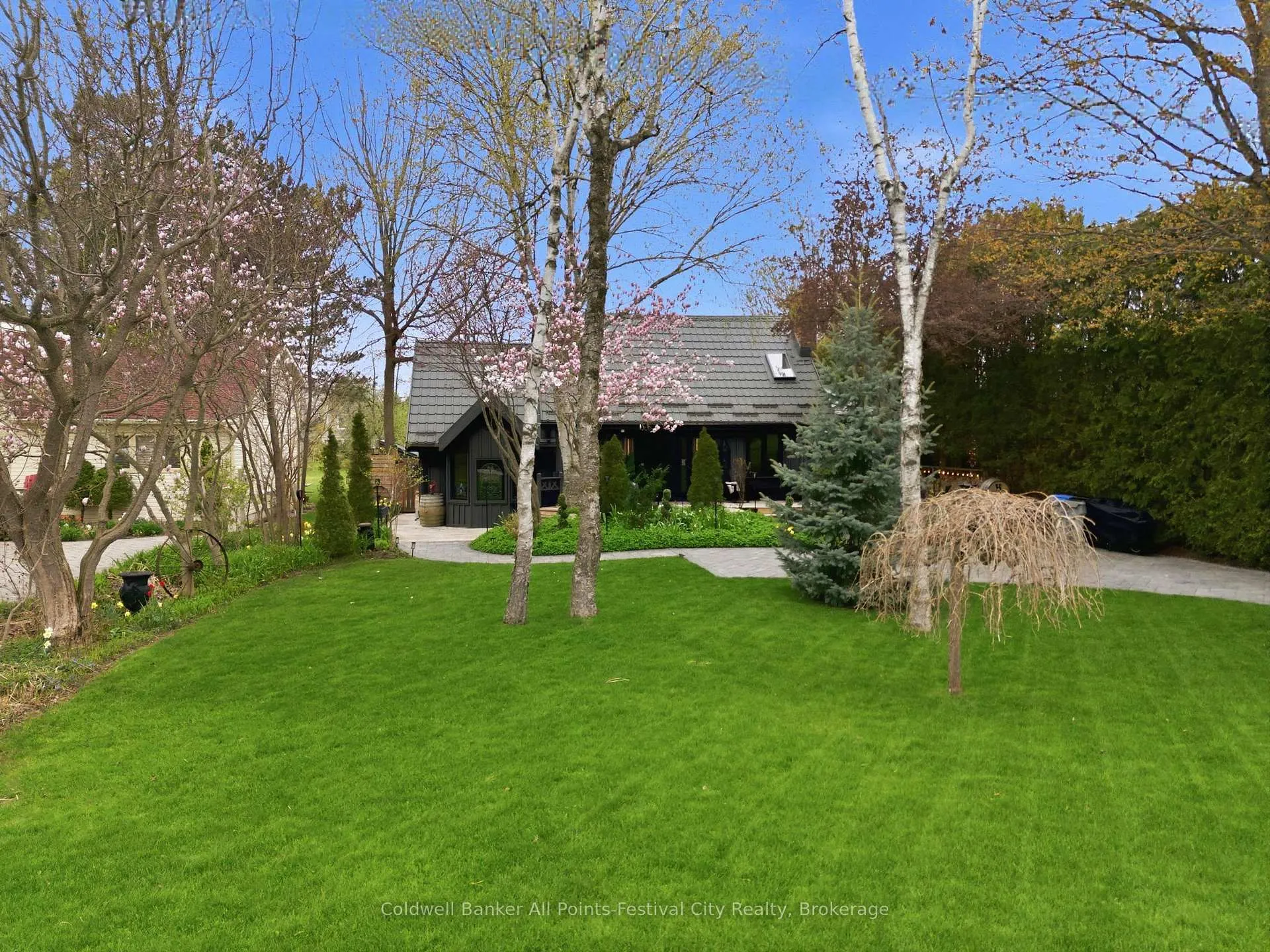 Photo 40 of 27 Lidderdale Street, Bluewater, Bayfield — HOMEH