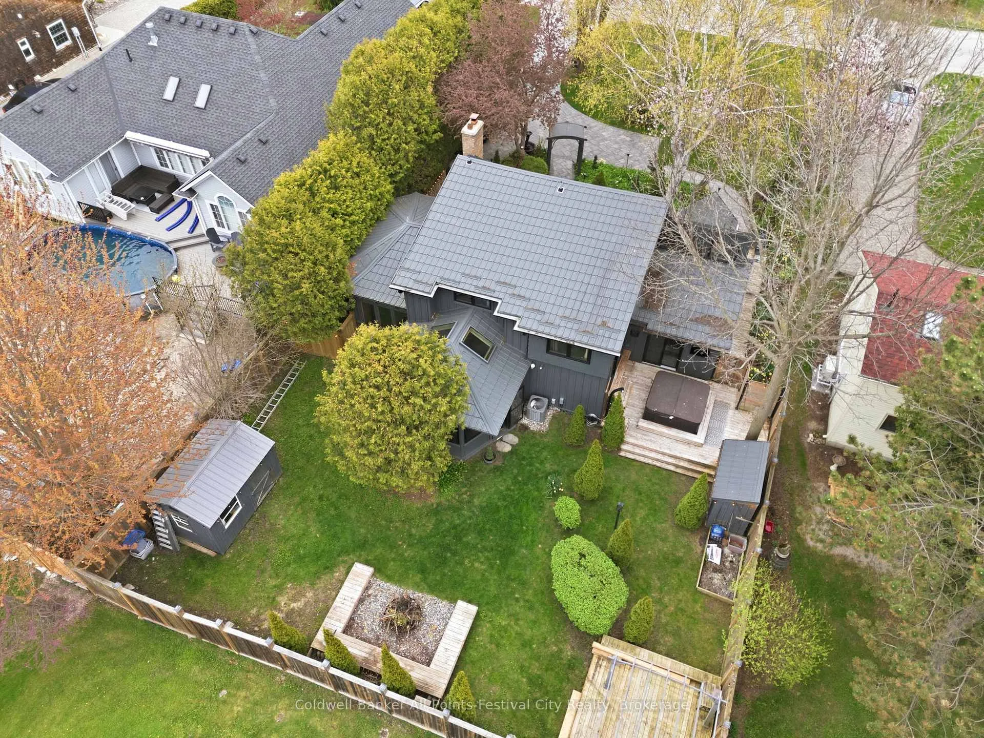 Photo 43 of 27 Lidderdale Street, Bluewater, Bayfield — HOMEH