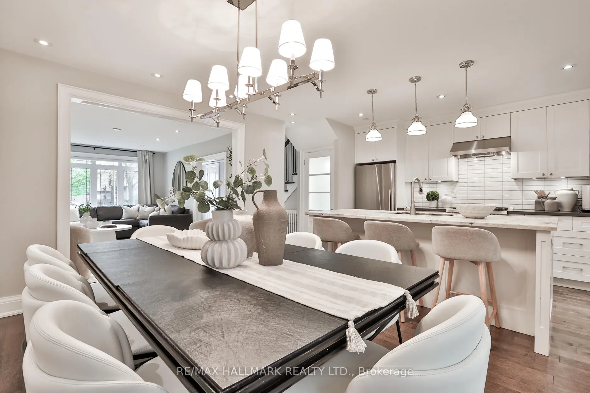 Photo 9 of 151 Chiltern Hill Road, Toronto, Humewood-Cedarvale — HOMEH