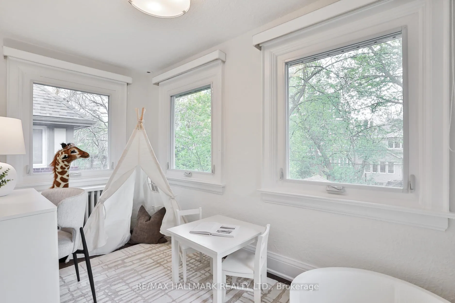Photo 30 of 151 Chiltern Hill Road, Toronto, Humewood-Cedarvale — HOMEH