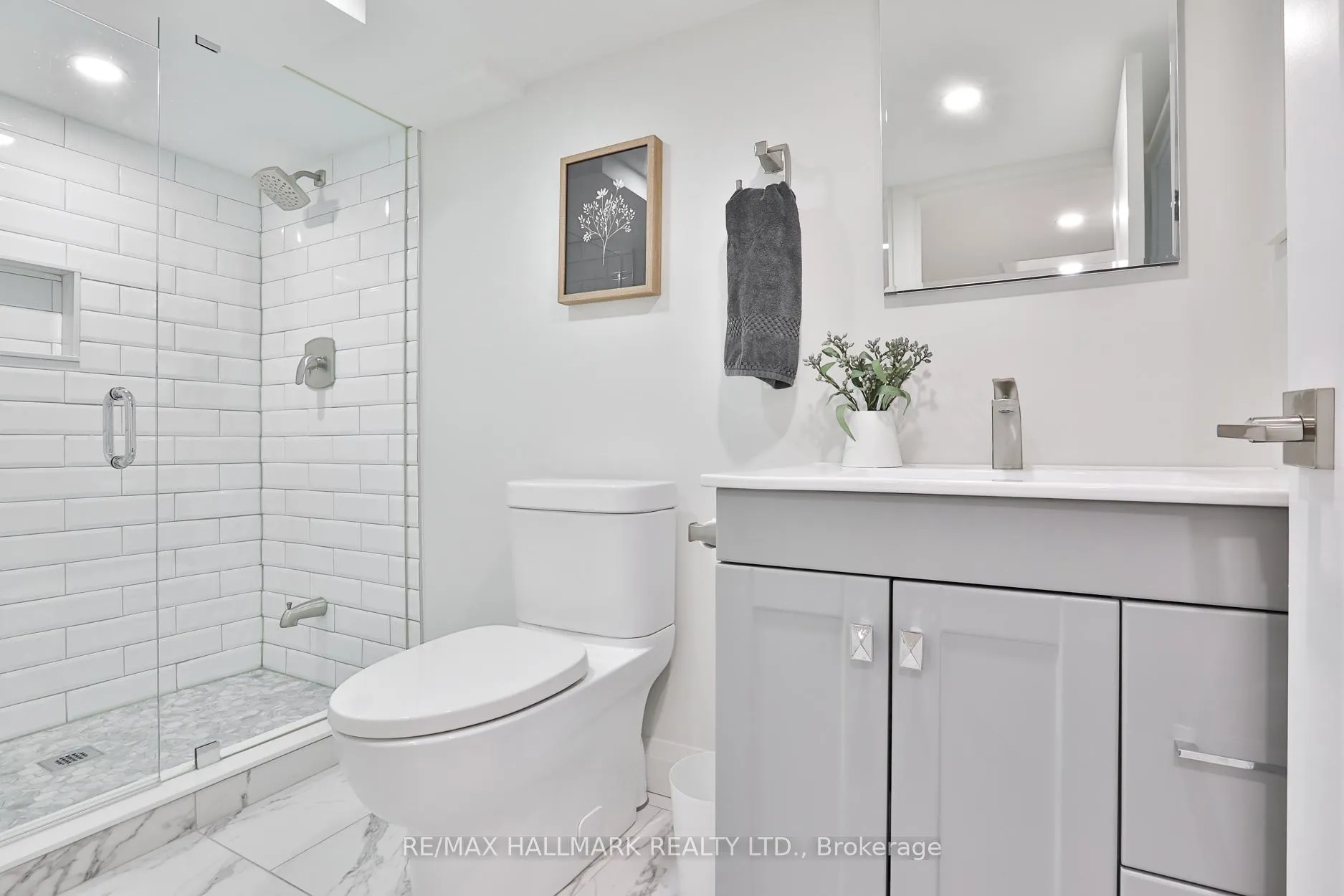 Photo 38 of 151 Chiltern Hill Road, Toronto, Humewood-Cedarvale — HOMEH