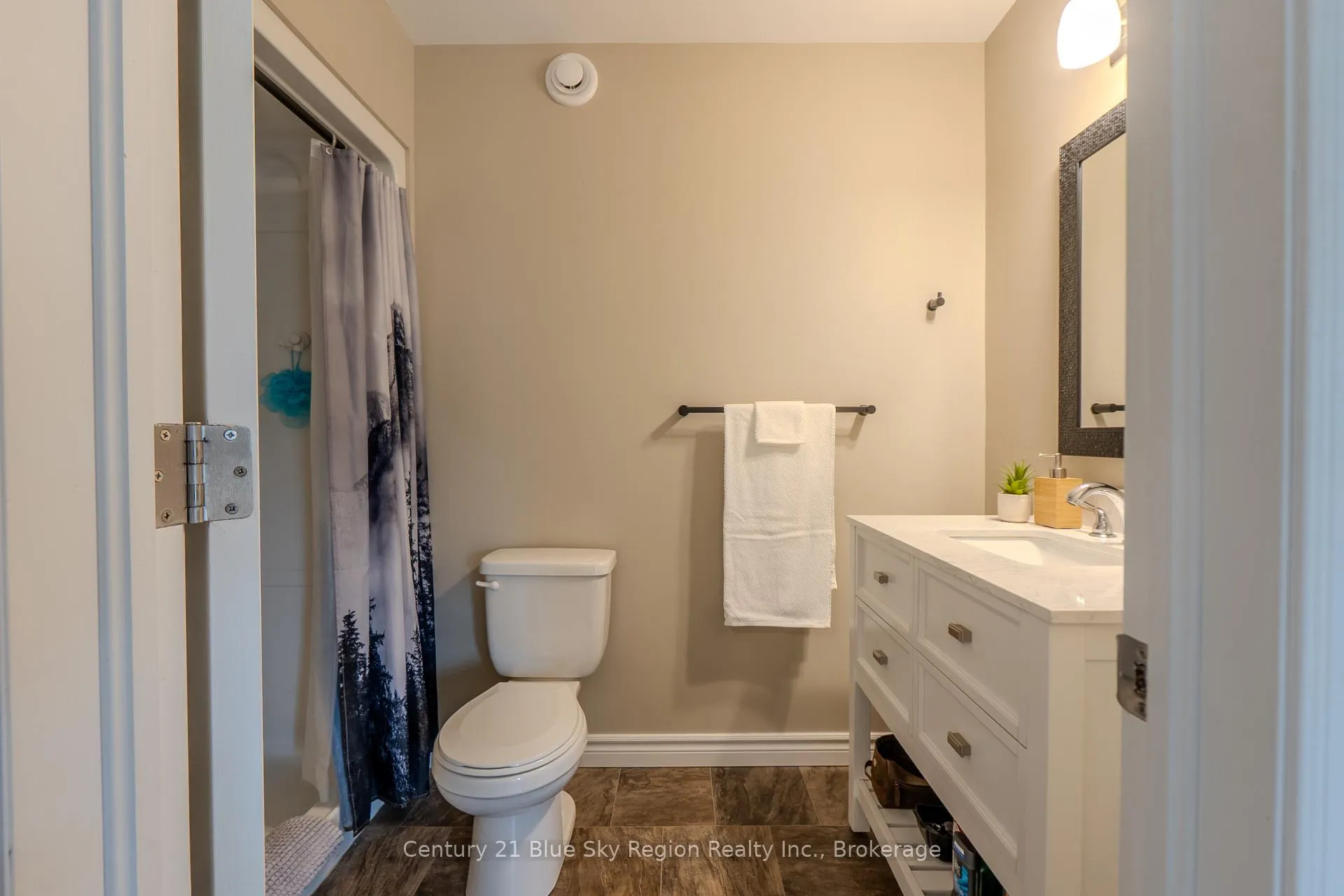Photo 24 of 158 Turner Drive, North Bay, Ferris — HOMEH
