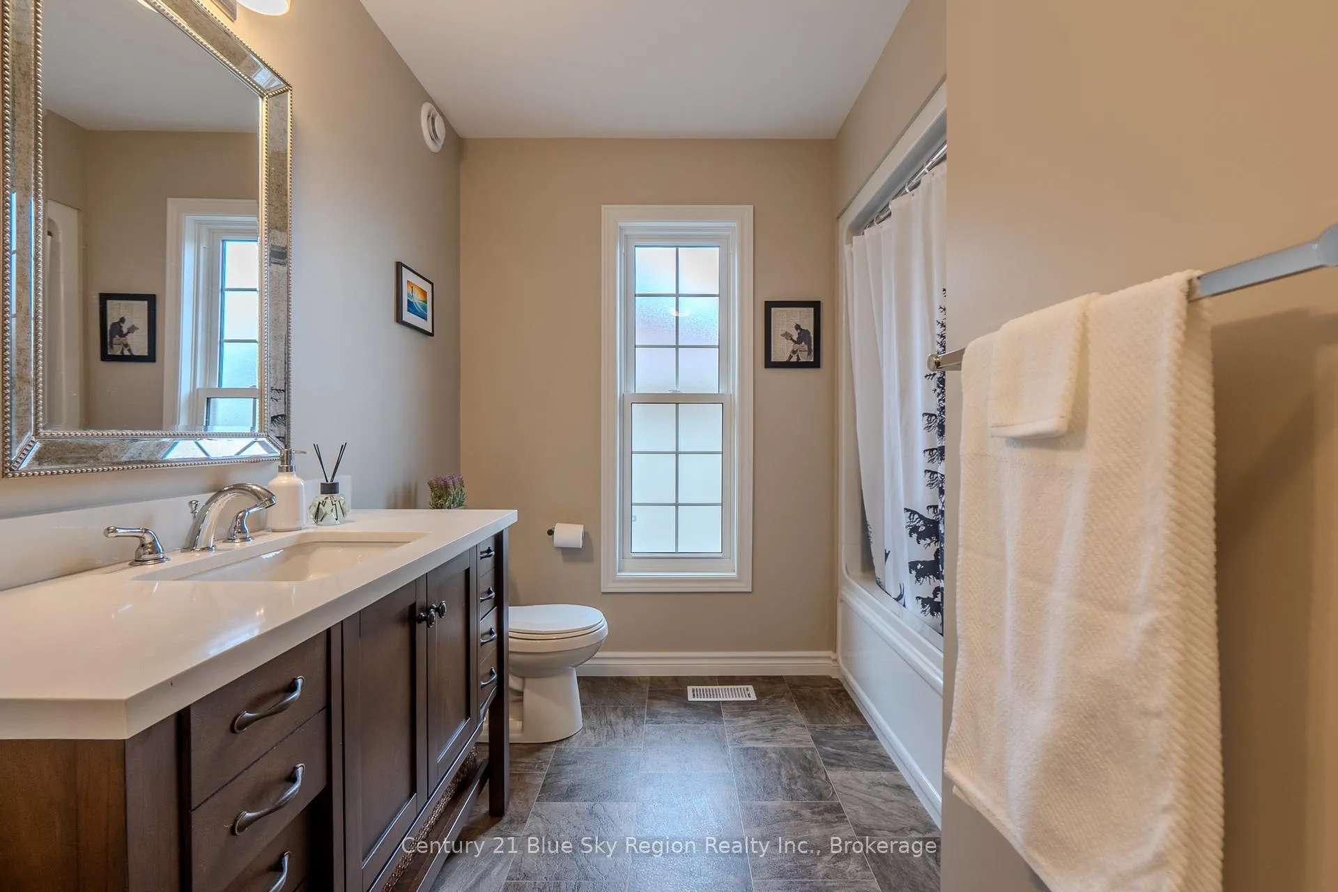 Photo 28 of 158 Turner Drive, North Bay, Ferris — HOMEH