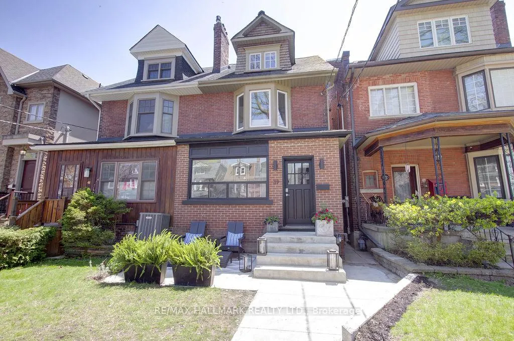 Photo 2 of 39 Dixon Avenue, Toronto, The Beaches — HOMEH