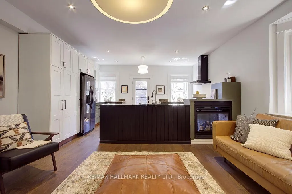 Photo 15 of 39 Dixon Avenue, Toronto, The Beaches — HOMEH