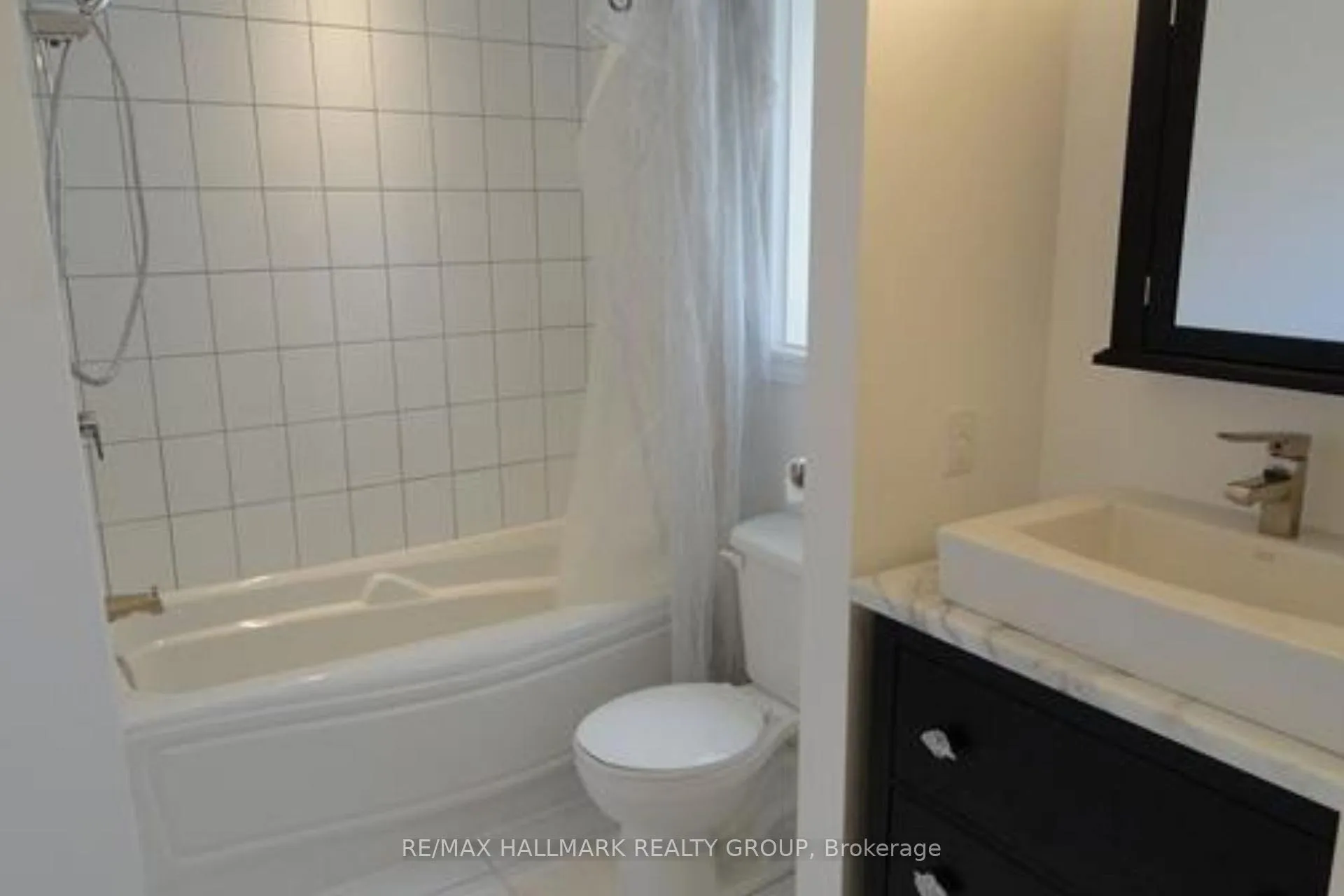 Photo 4 of 230 Durocher Street, Ottawa, Vanier — HOMEH