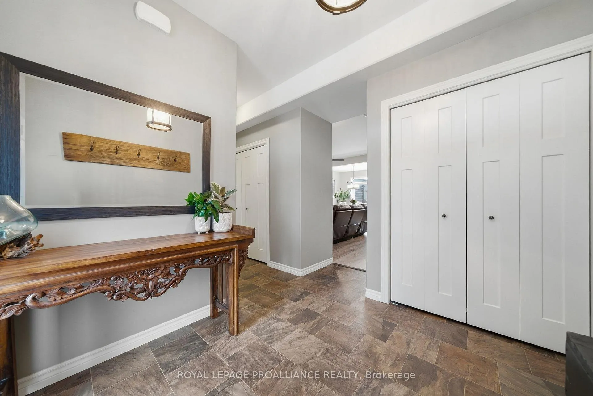 Photo 7 of 19 Granite Drive, Belleville, Belleville Ward — HOMEH