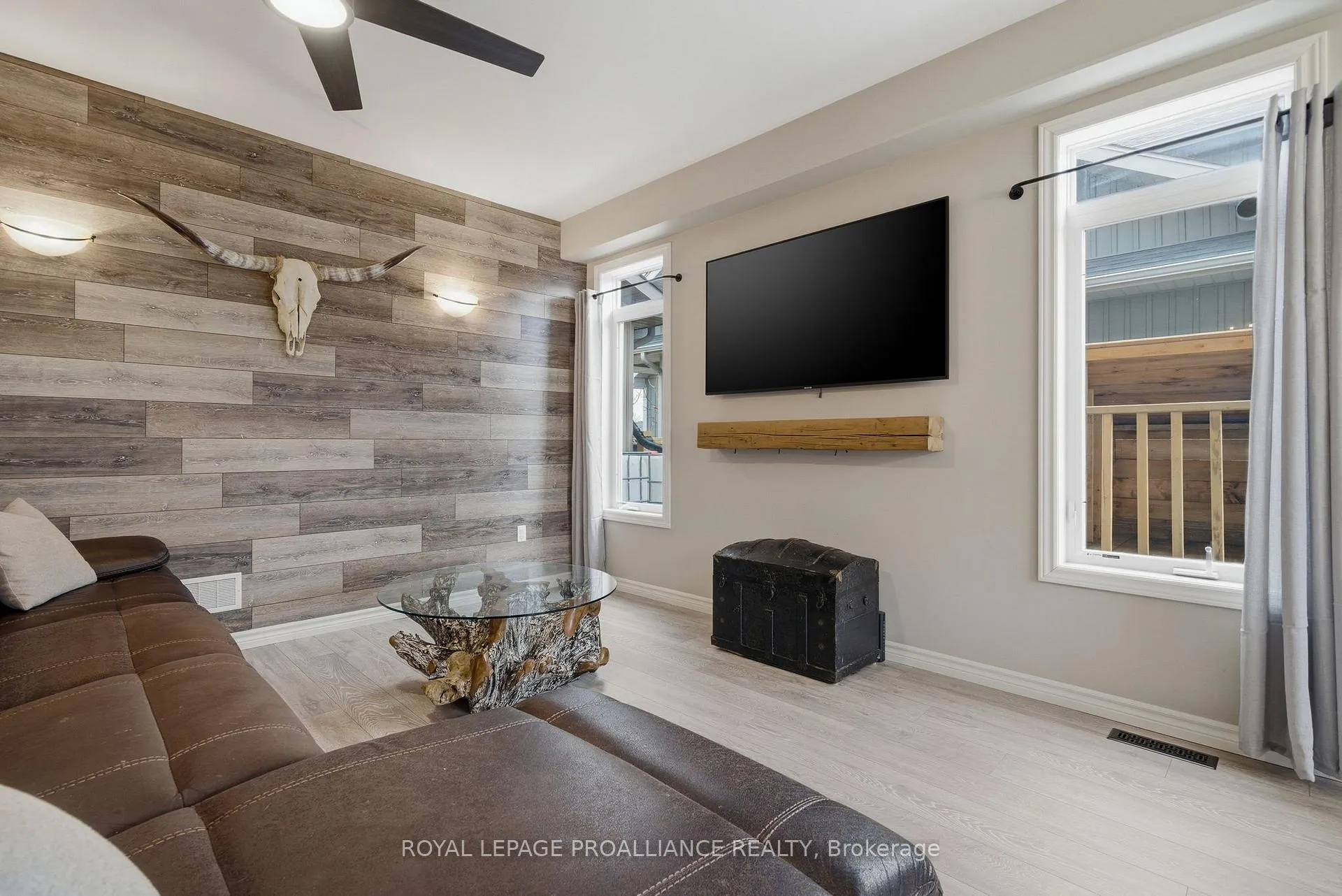 Photo 11 of 19 Granite Drive, Belleville, Belleville Ward — HOMEH