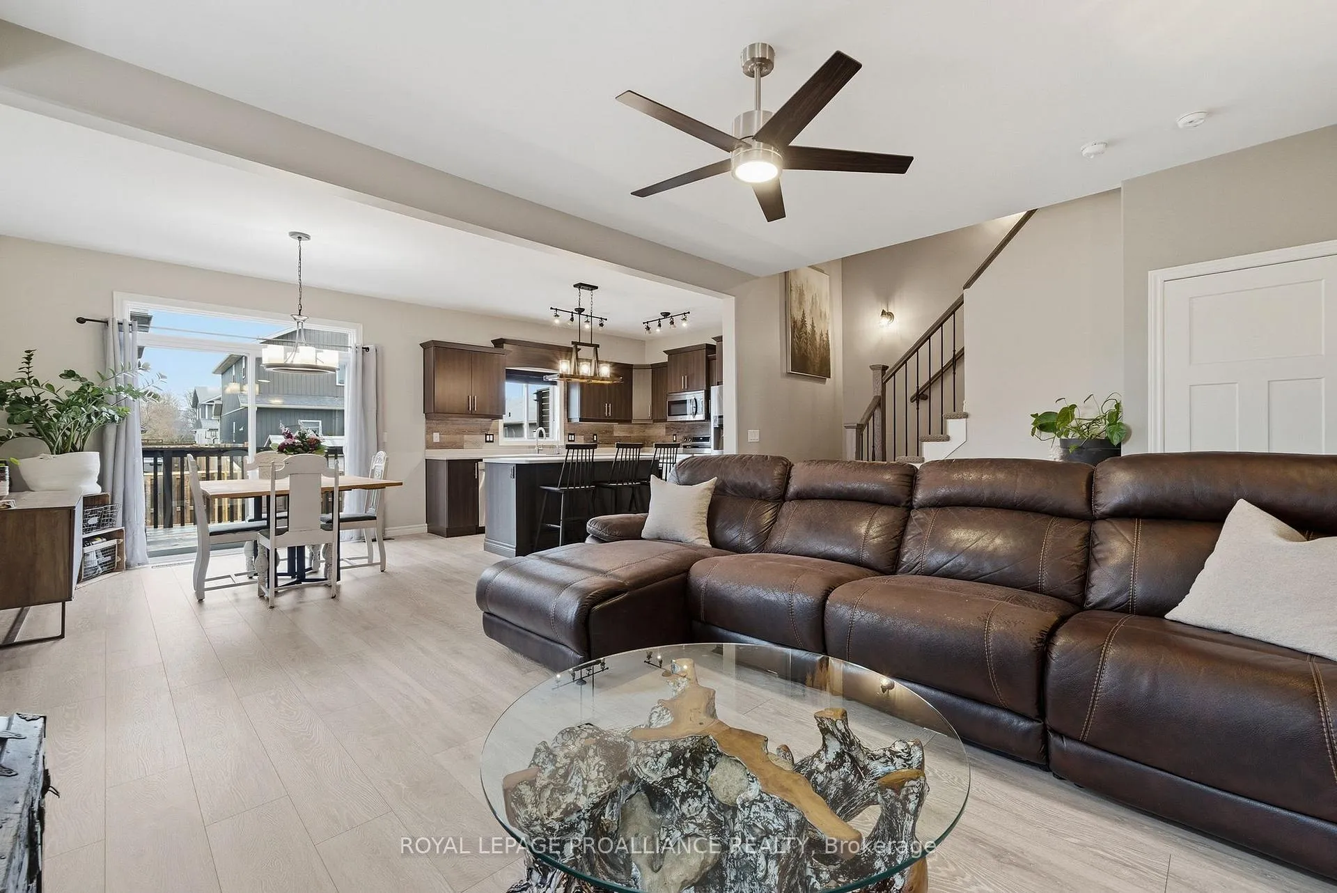 Photo 12 of 19 Granite Drive, Belleville, Belleville Ward — HOMEH
