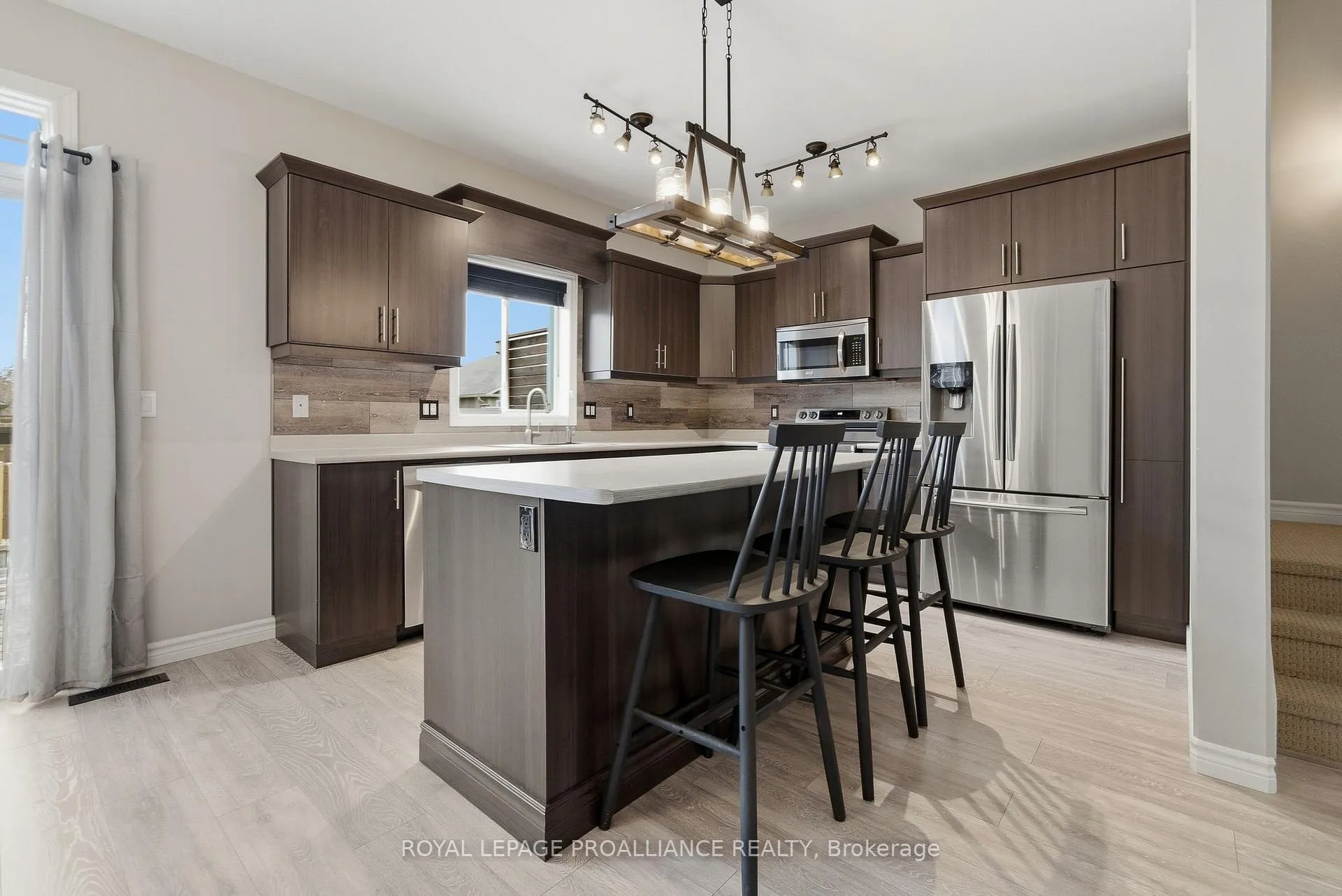 Photo 13 of 19 Granite Drive, Belleville, Belleville Ward — HOMEH
