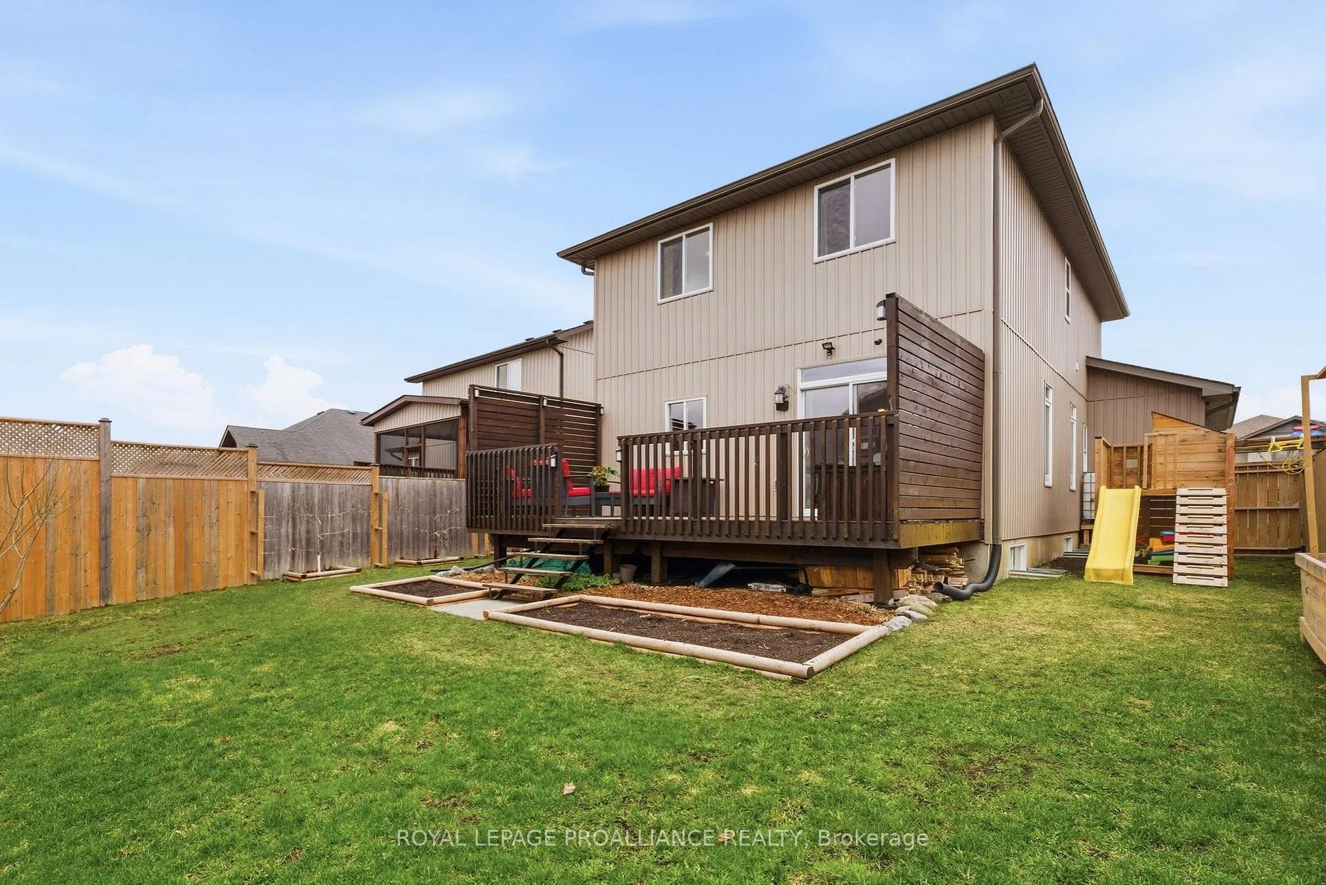 Photo 44 of 19 Granite Drive, Belleville, Belleville Ward — HOMEH
