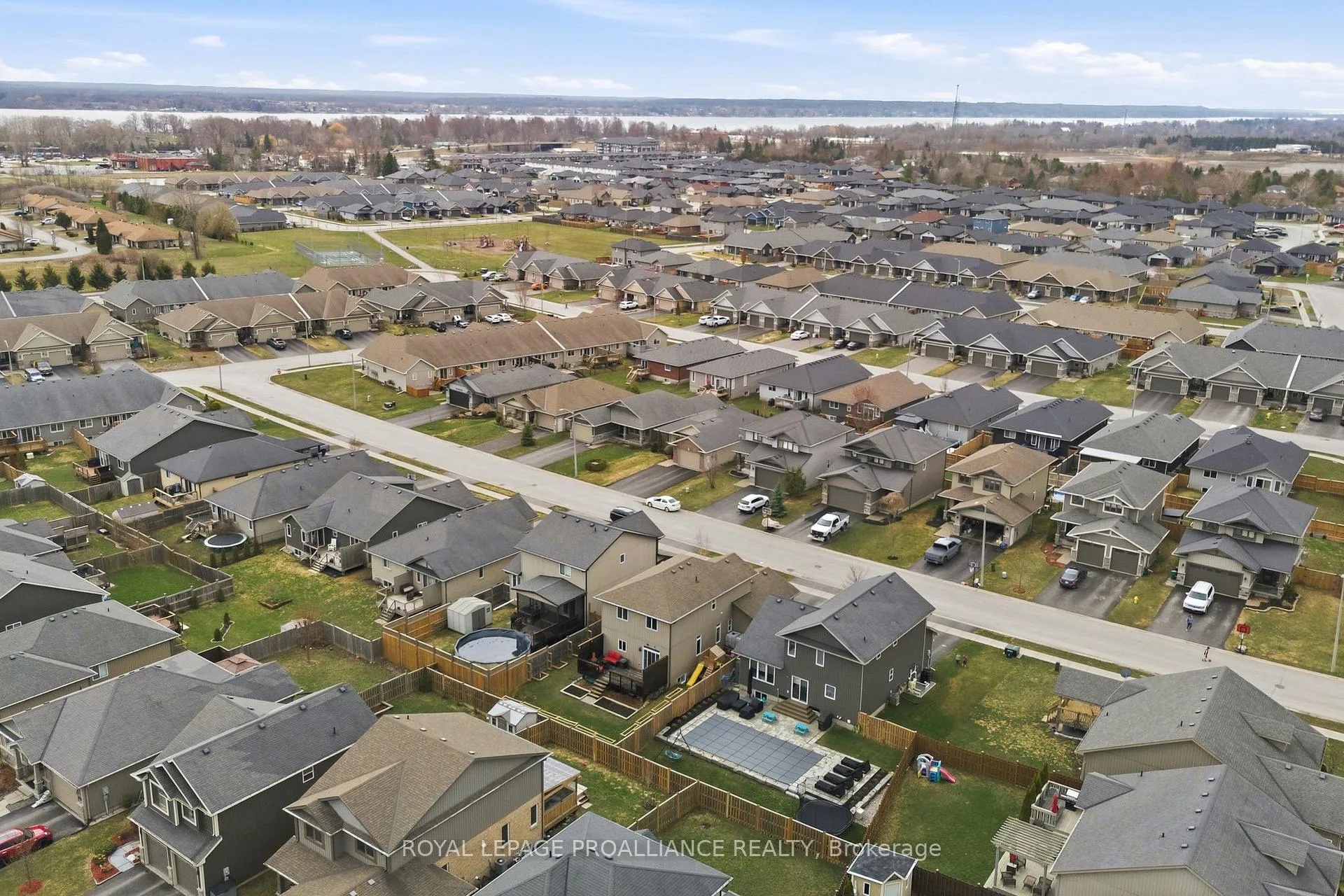 Photo 45 of 19 Granite Drive, Belleville, Belleville Ward — HOMEH