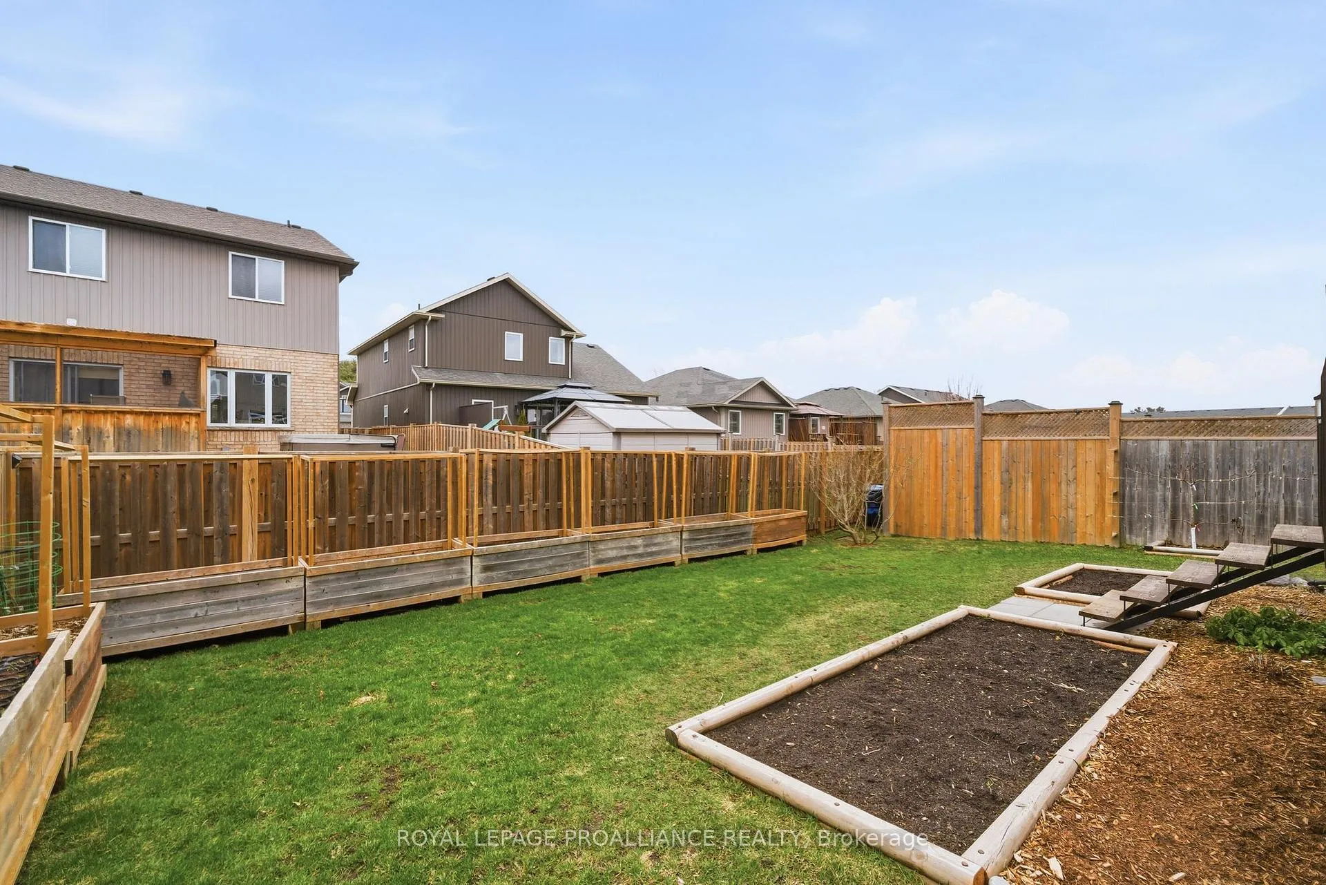 Photo 46 of 19 Granite Drive, Belleville, Belleville Ward — HOMEH