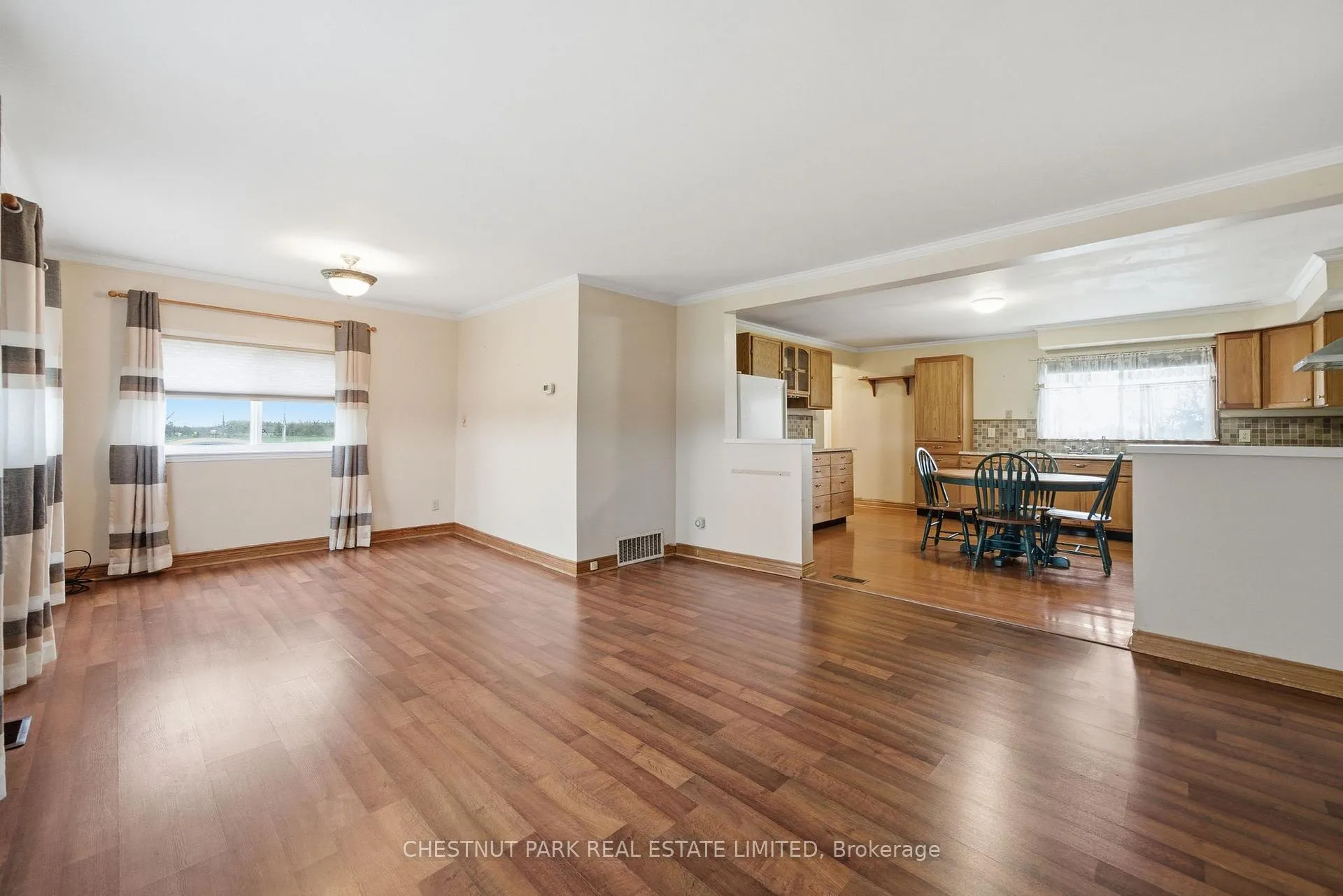 Photo 9 of 34 Royal Road, Prince Edward County, Athol Ward — HOMEH