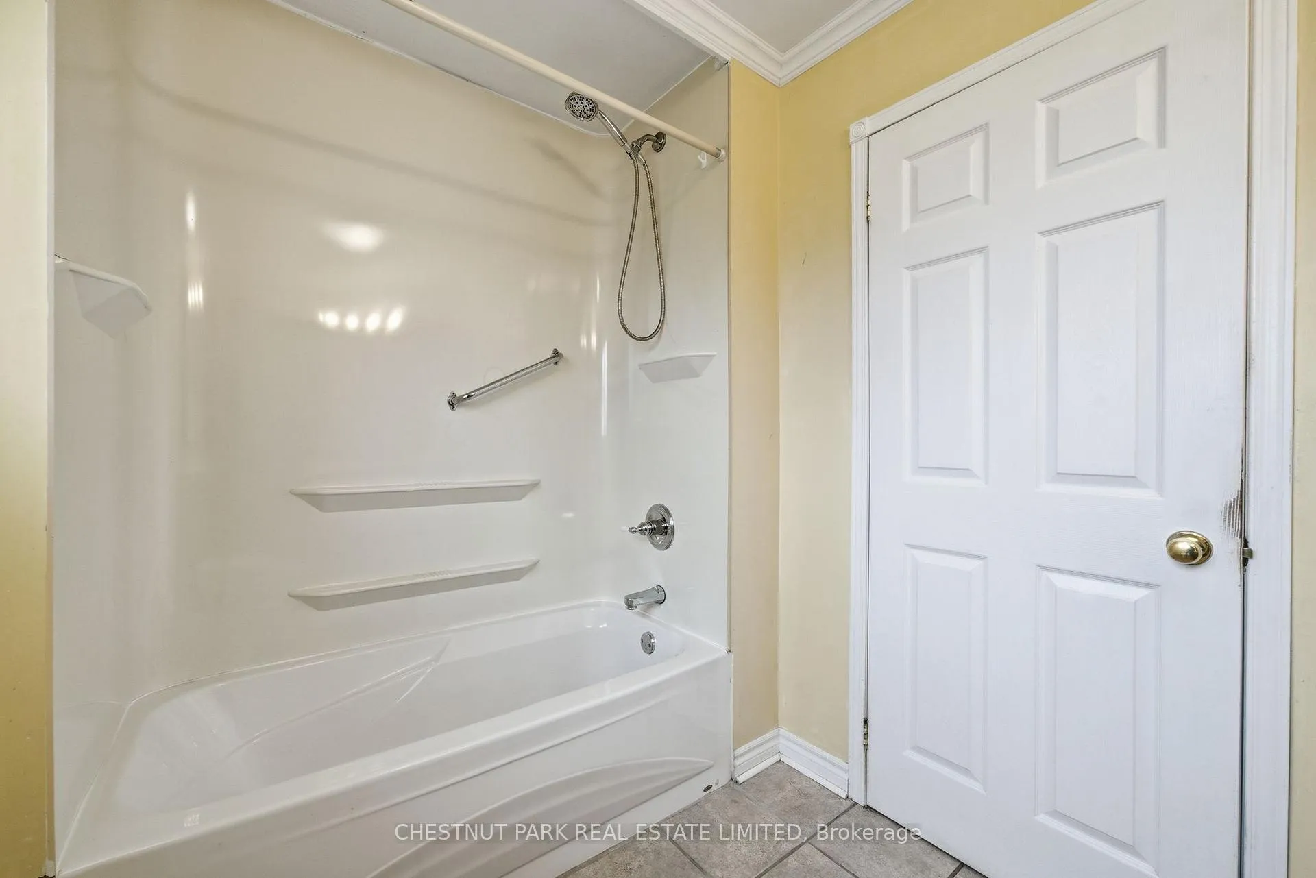 Photo 18 of 34 Royal Road, Prince Edward County, Athol Ward — HOMEH