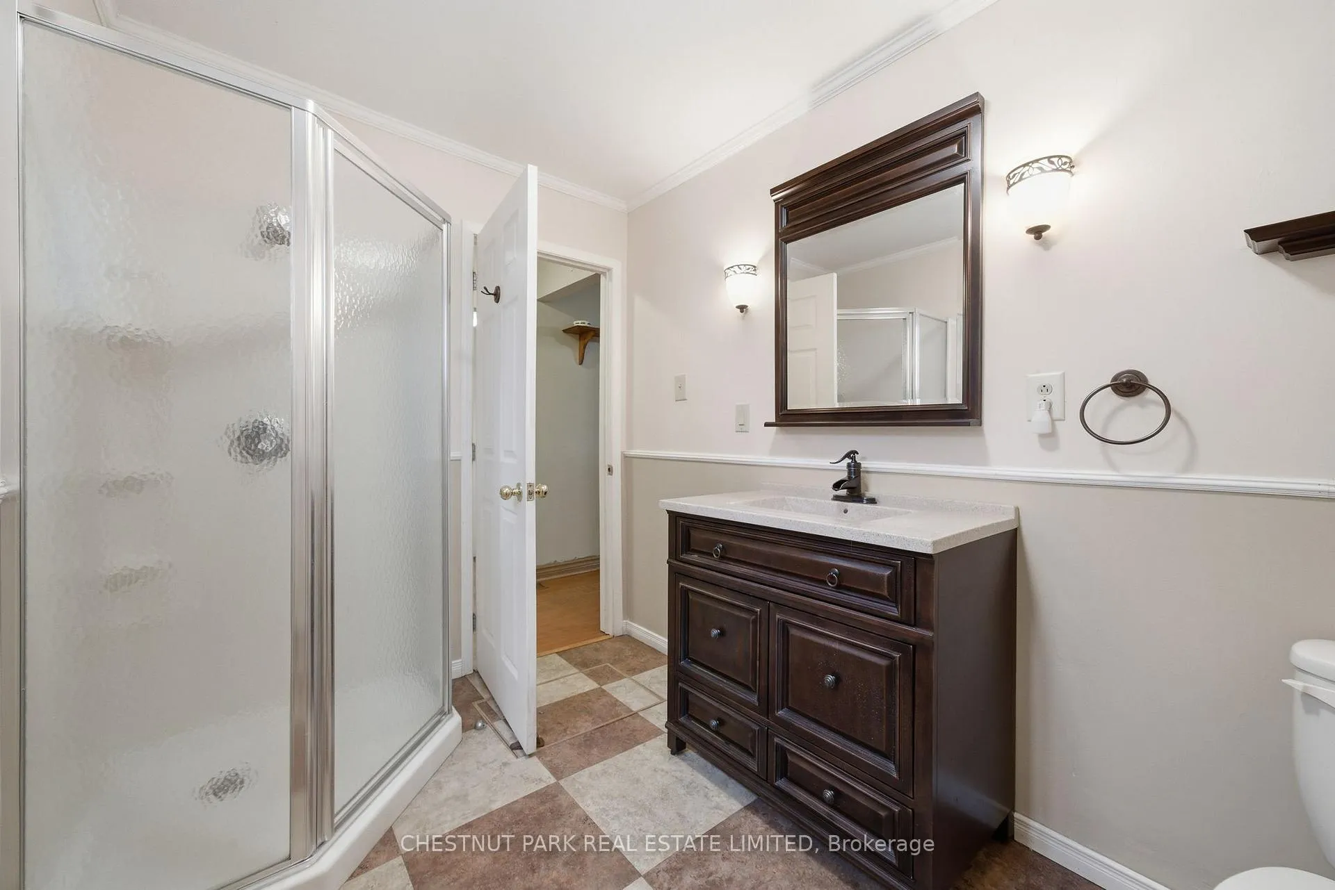 Photo 25 of 34 Royal Road, Prince Edward County, Athol Ward — HOMEH