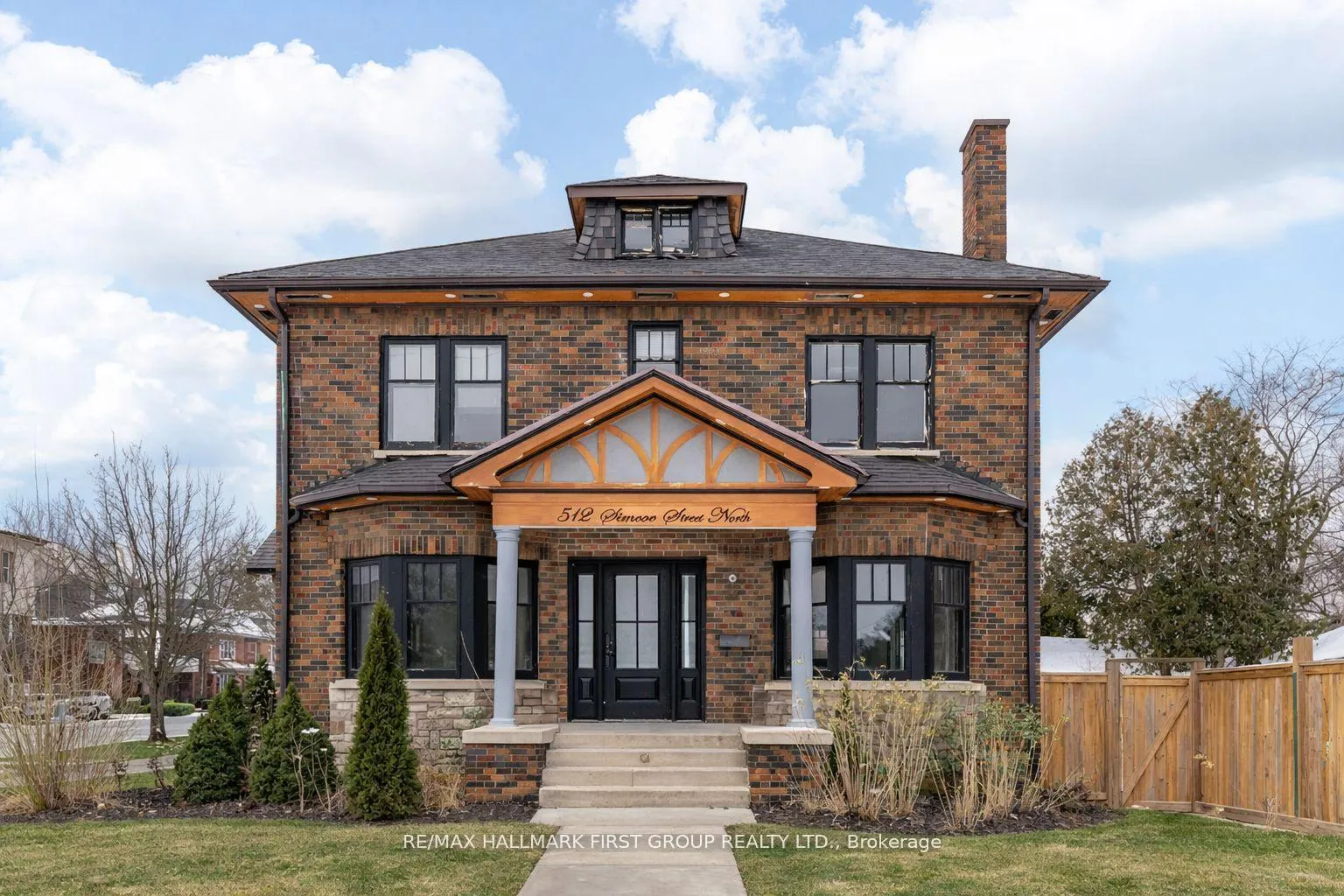 Photo 1 of 512 Simcoe Street N, Oshawa, Central — HOMEH