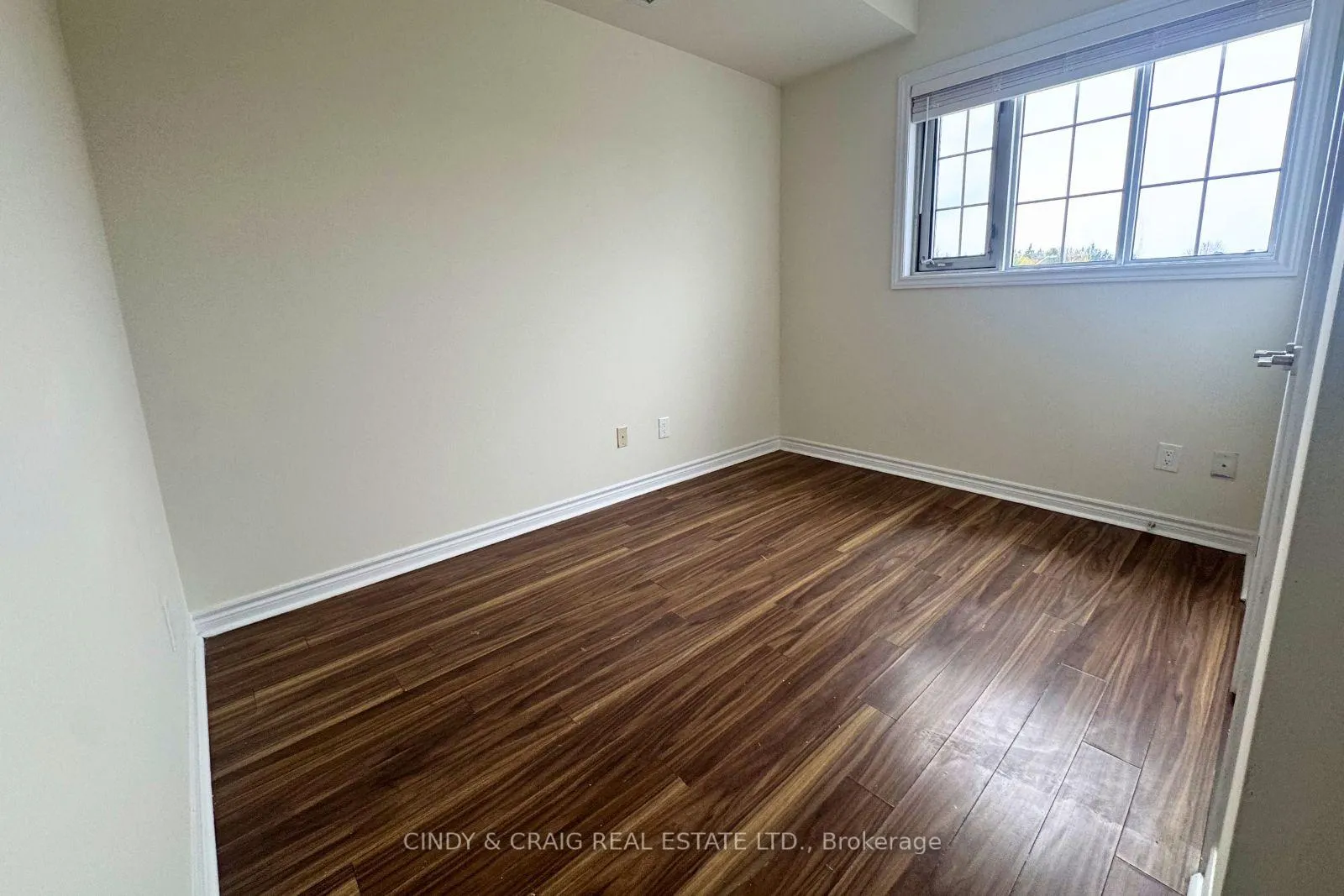Photo 9 of Unit 9, 15 Rosswell Drive, Clarington, Courtice — HOMEH