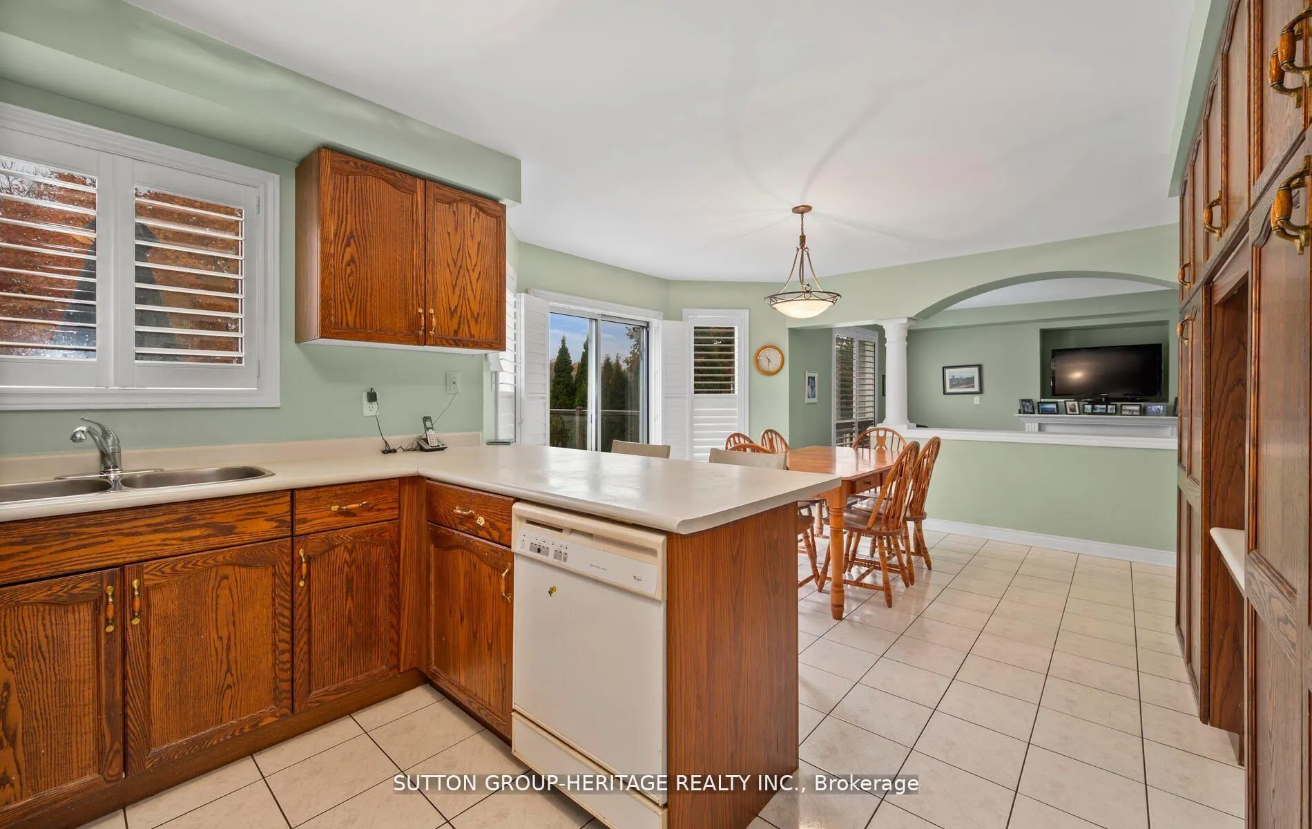 Photo 8 of 2330 Southcott Road, Pickering, Brock Ridge — HOMEH