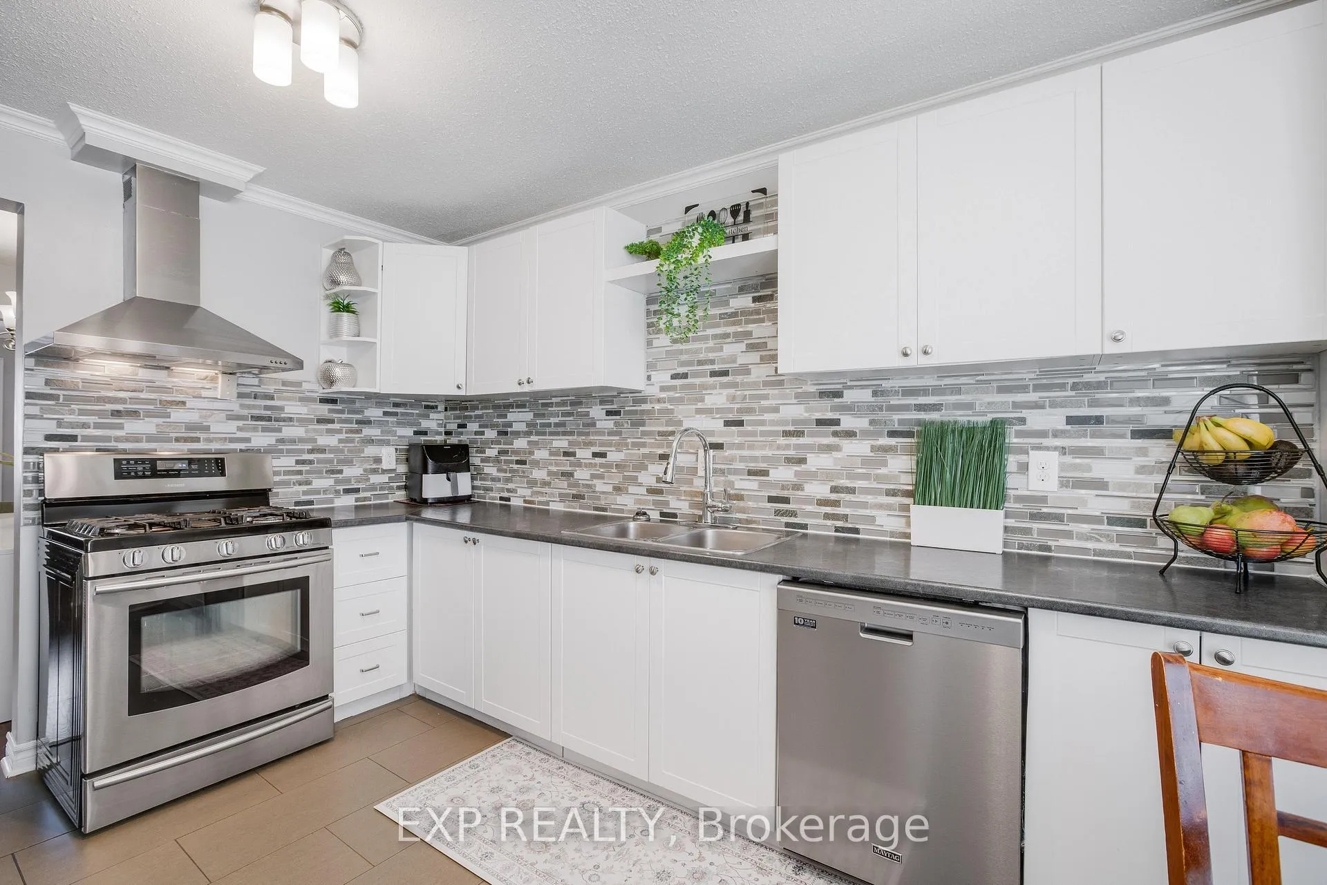 Photo 9 of Unit 28, 3565 Downpatrick Road, Ottawa, Windsor Park Village — HOMEH