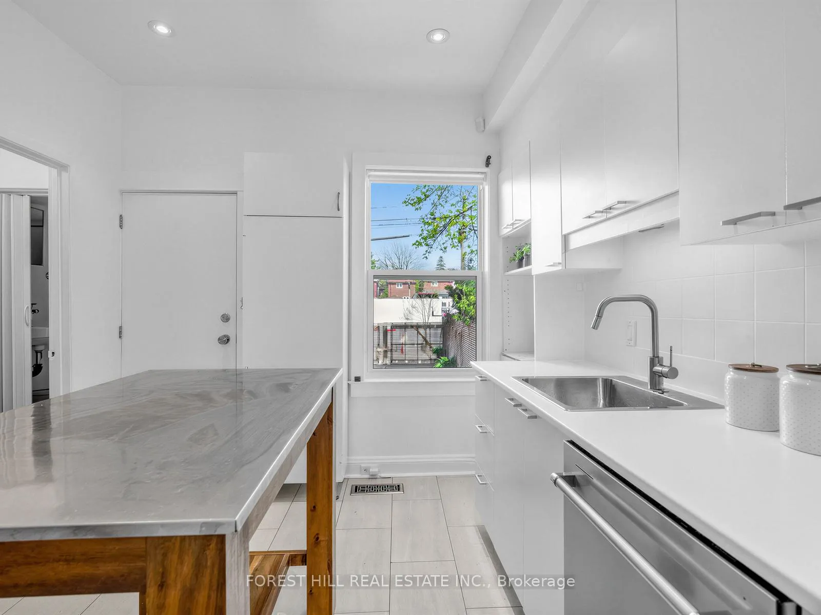 Photo 15 of 163 Rushton Road, Toronto, Wychwood — HOMEH