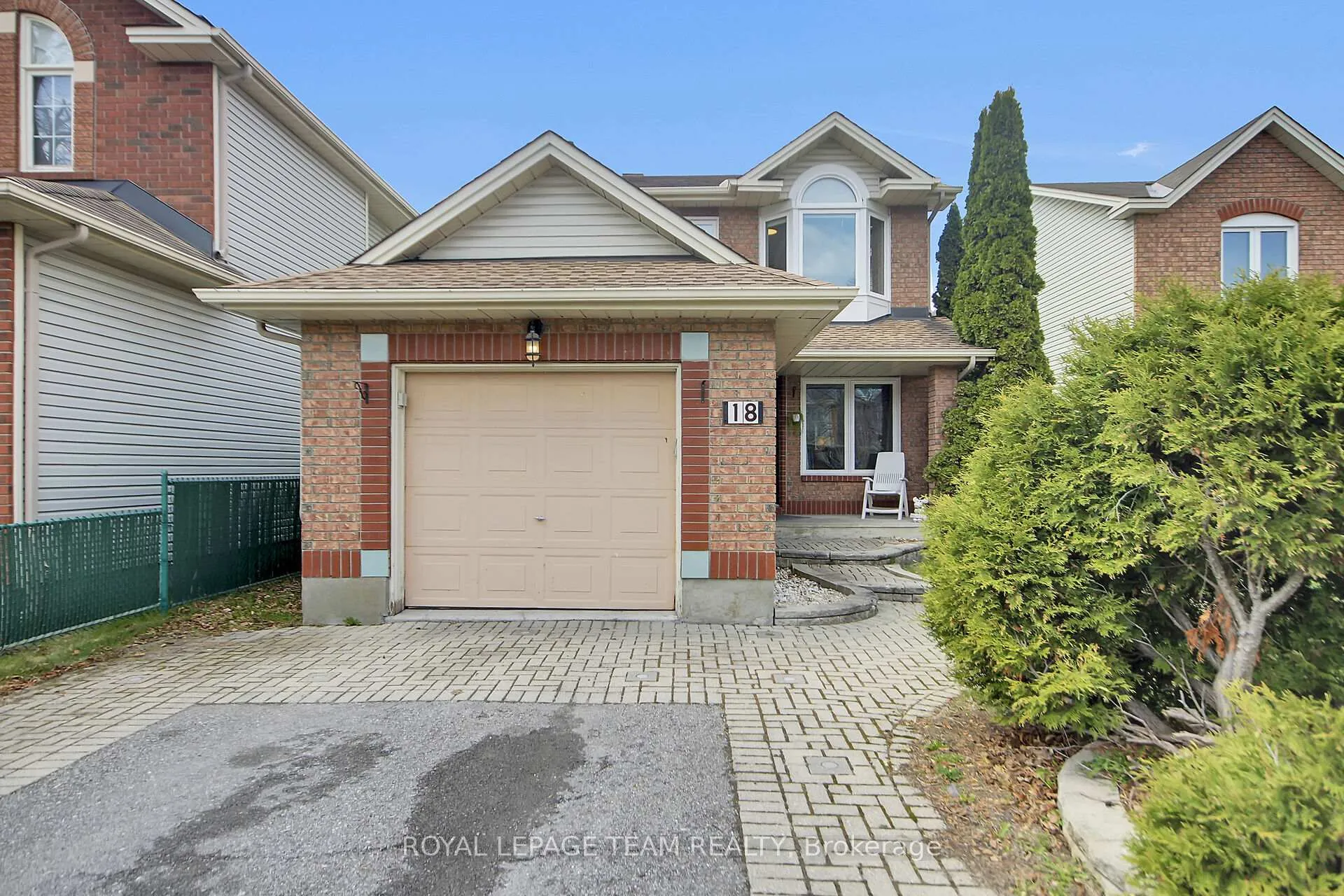 Photo 1 of 18 Longshire Circle, Ottawa, Barrhaven - Longfields — HOMEH