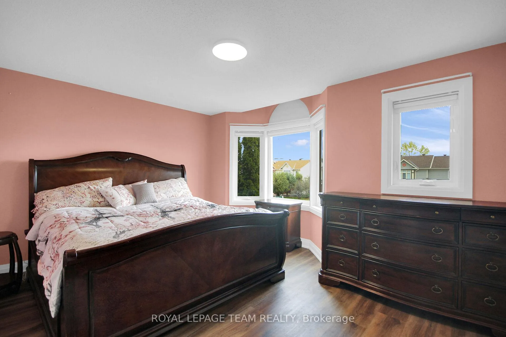 Photo 15 of 18 Longshire Circle, Ottawa, Barrhaven - Longfields — HOMEH