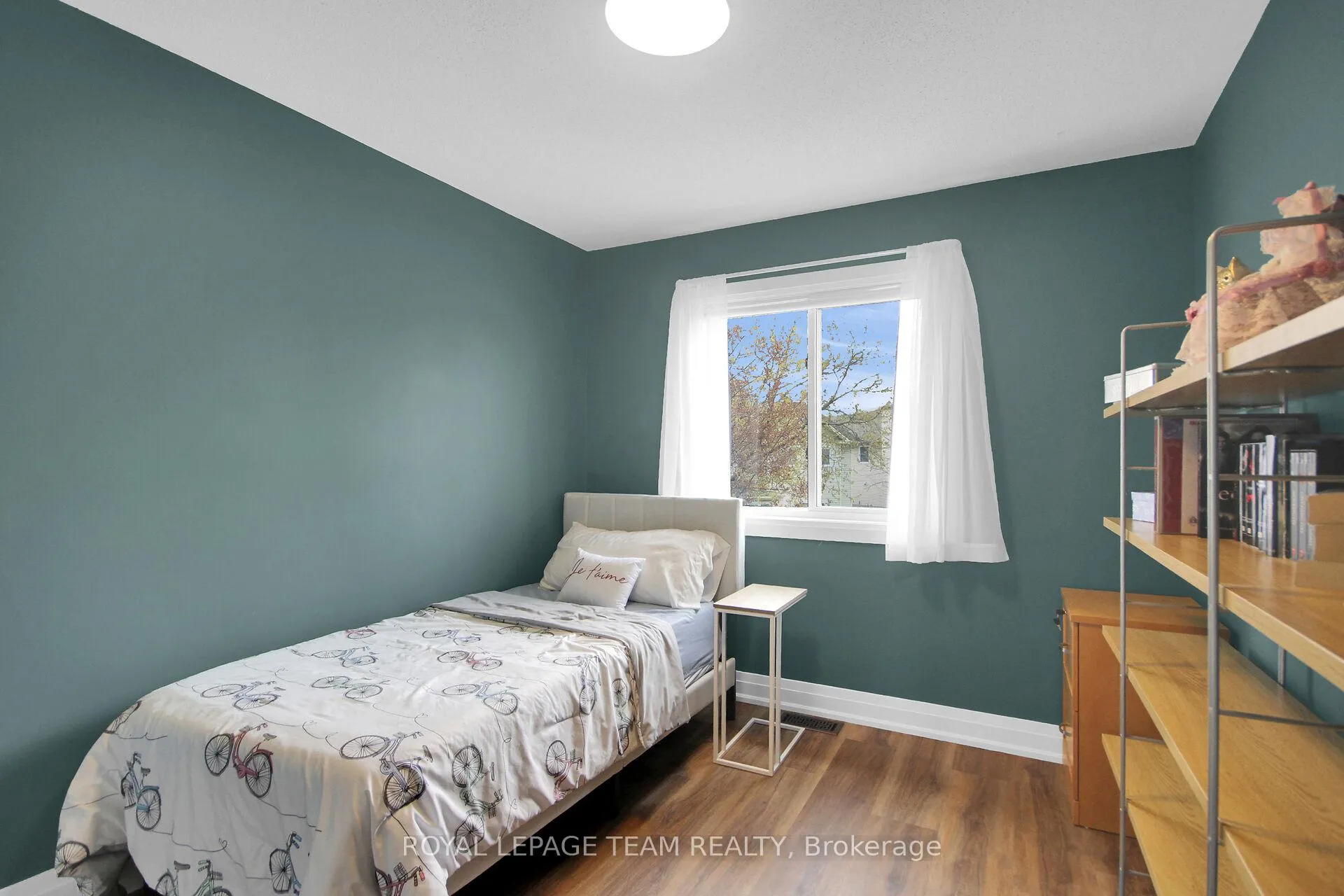 Photo 19 of 18 Longshire Circle, Ottawa, Barrhaven - Longfields — HOMEH