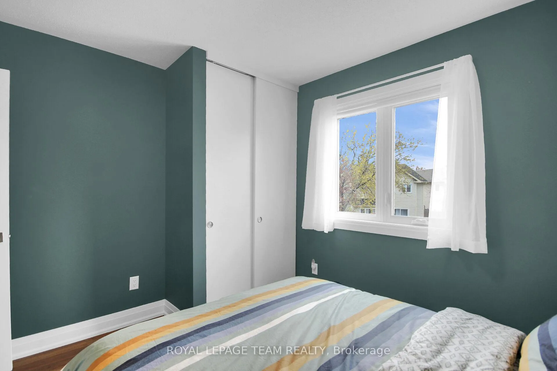 Photo 22 of 18 Longshire Circle, Ottawa, Barrhaven - Longfields — HOMEH