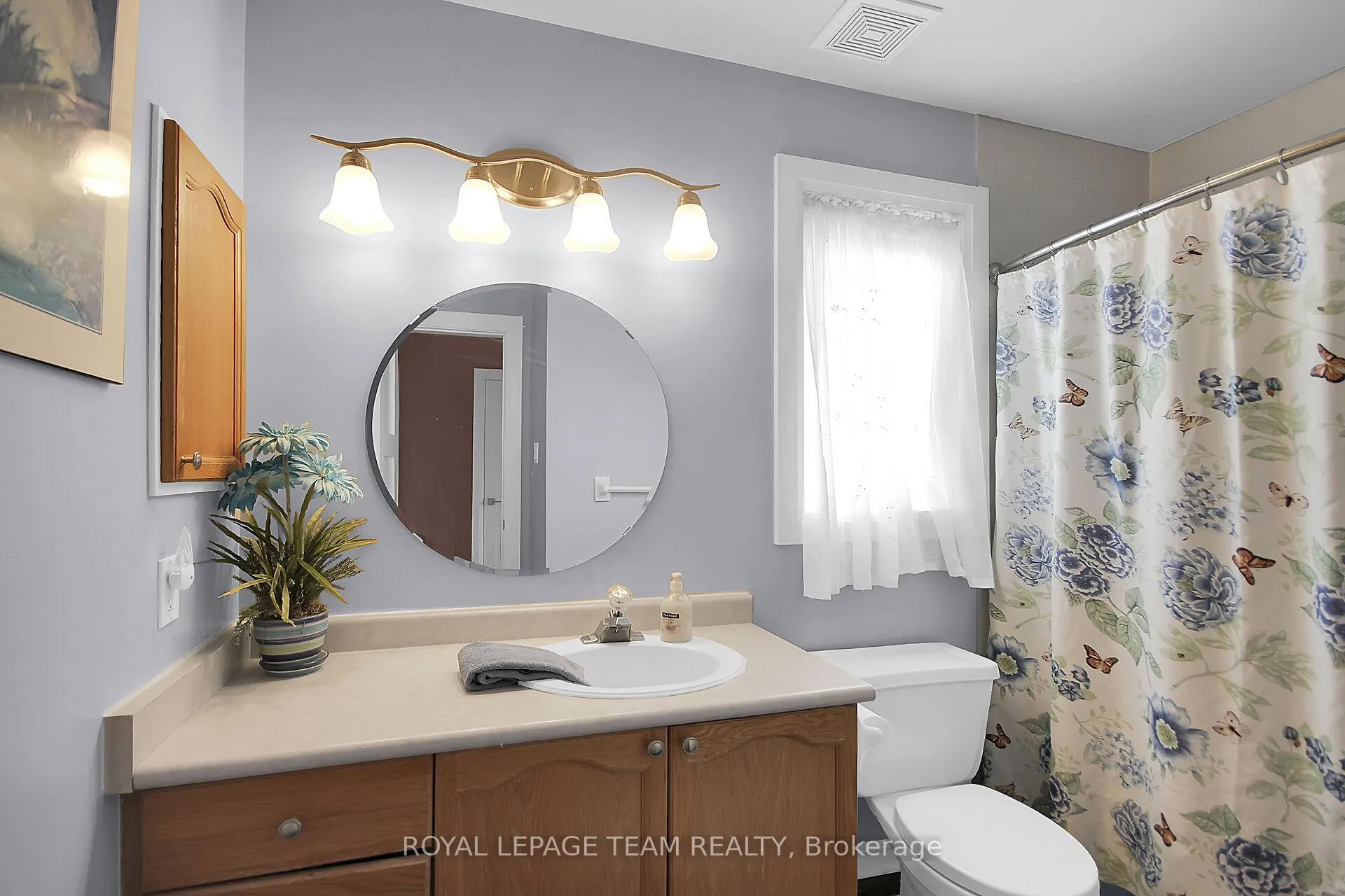 Photo 23 of 18 Longshire Circle, Ottawa, Barrhaven - Longfields — HOMEH
