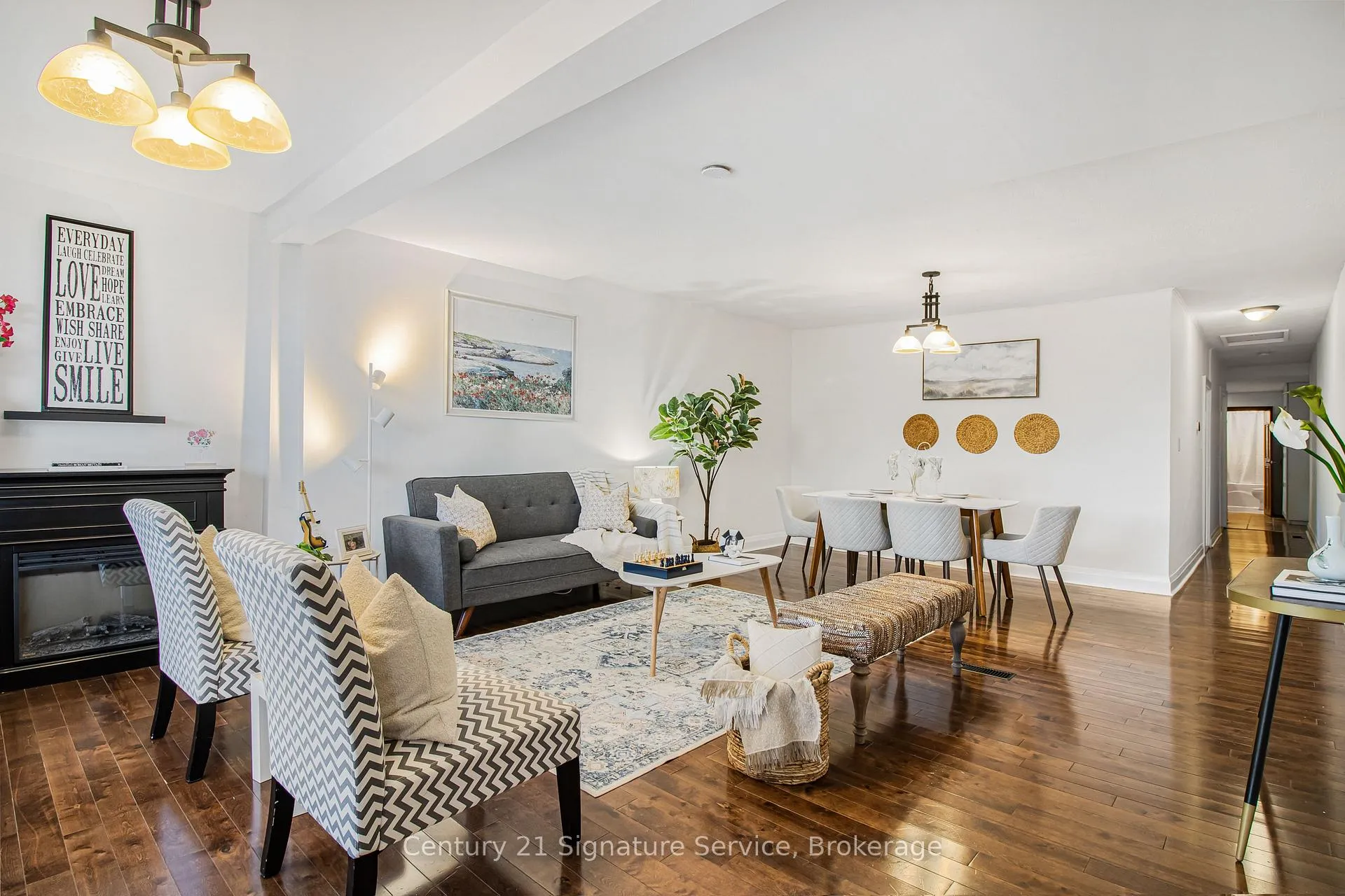 Photo 4 of 527 Westmount Avenue, Toronto, Oakwood Village — HOMEH