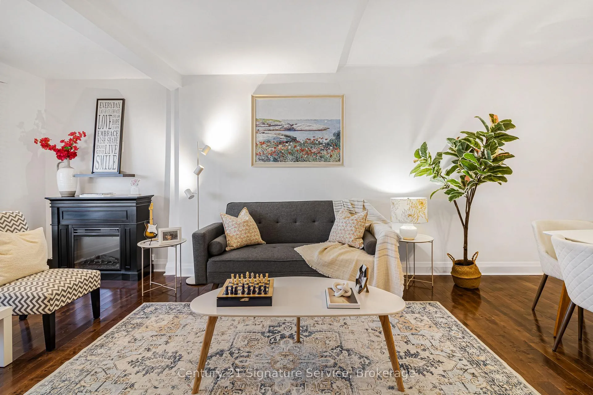 Photo 6 of 527 Westmount Avenue, Toronto, Oakwood Village — HOMEH