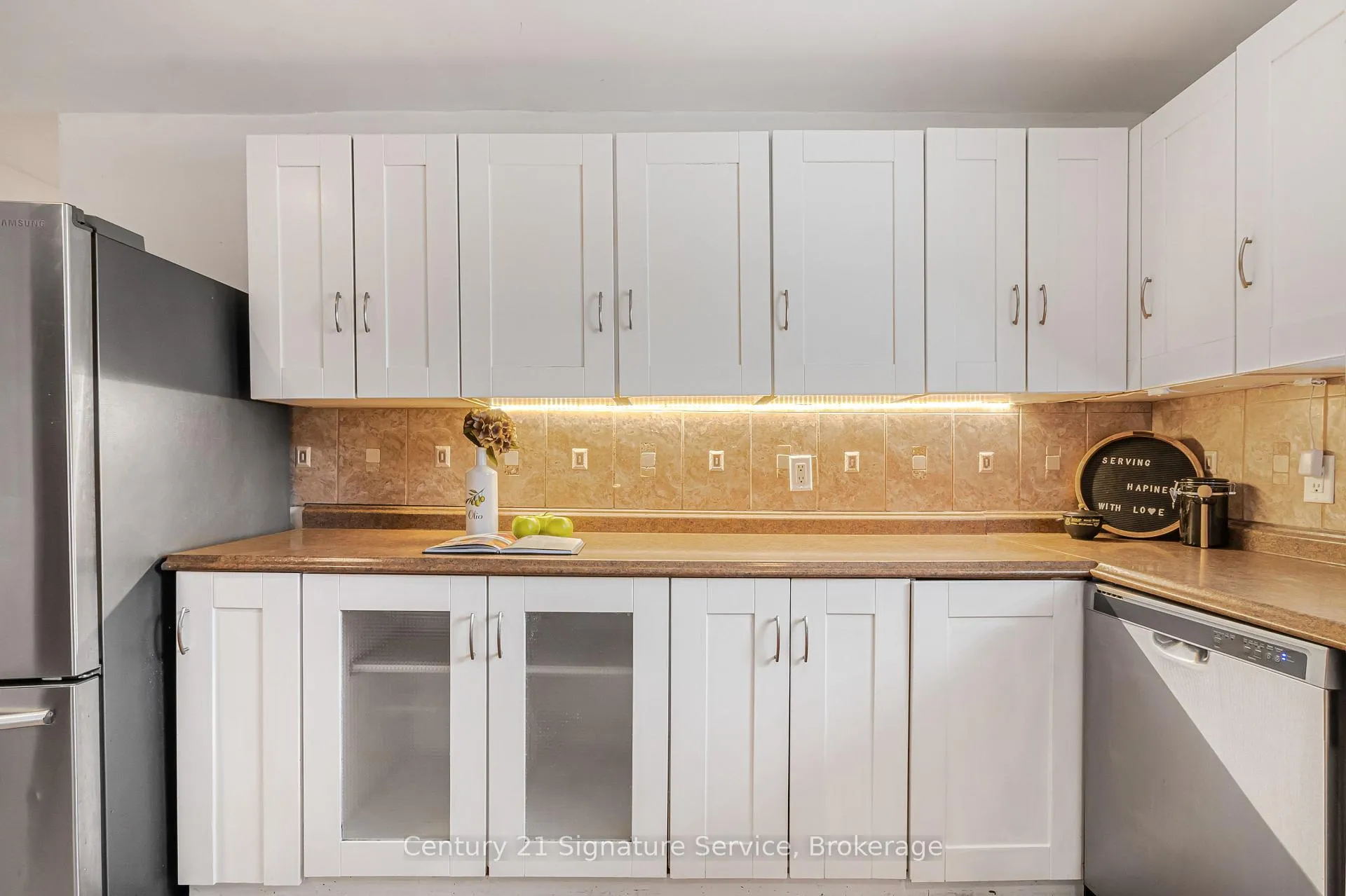 Photo 14 of 527 Westmount Avenue, Toronto, Oakwood Village — HOMEH