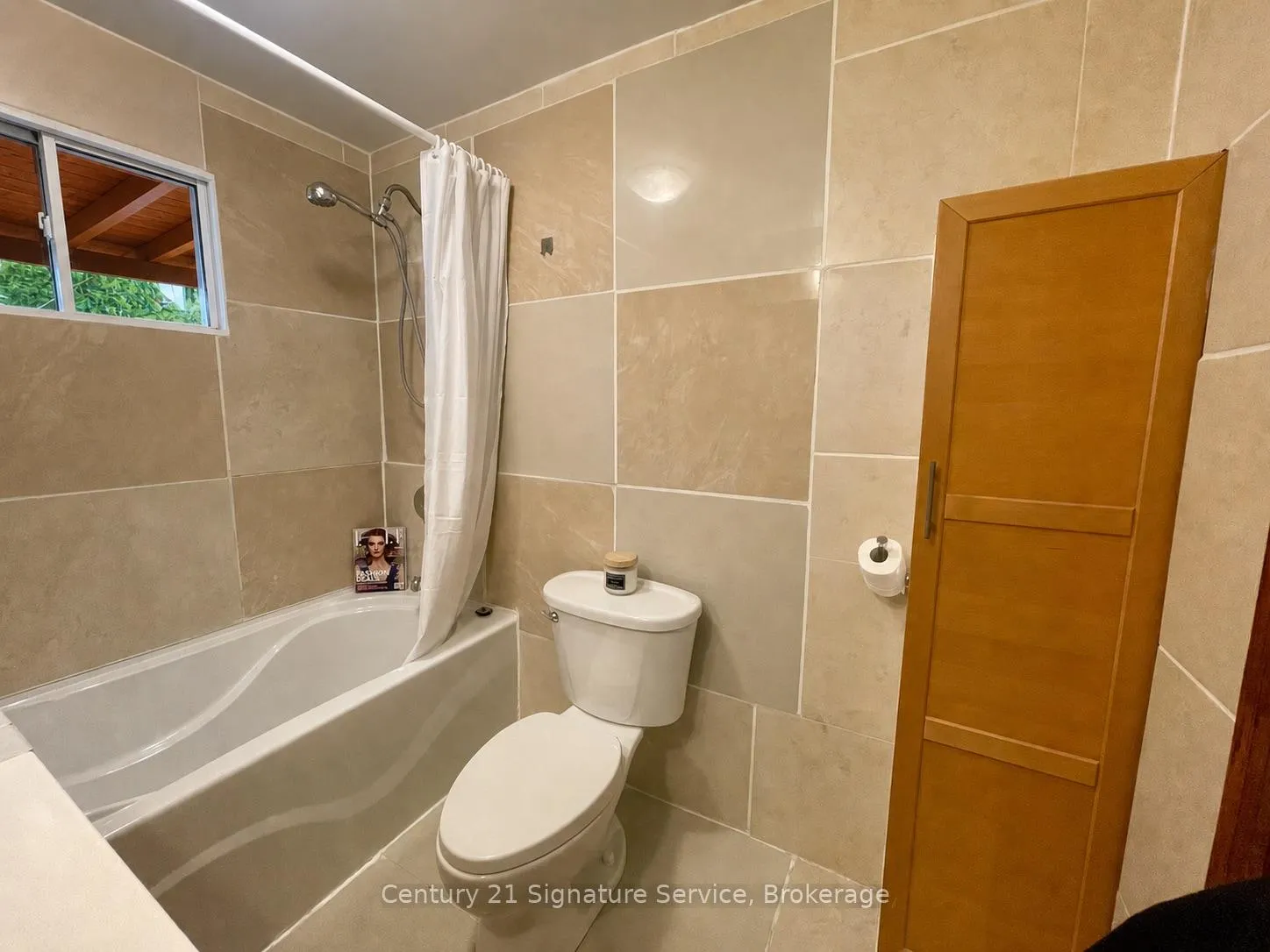 Photo 27 of 527 Westmount Avenue, Toronto, Oakwood Village — HOMEH