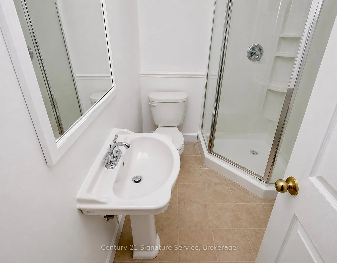 Photo 33 of 527 Westmount Avenue, Toronto, Oakwood Village — HOMEH
