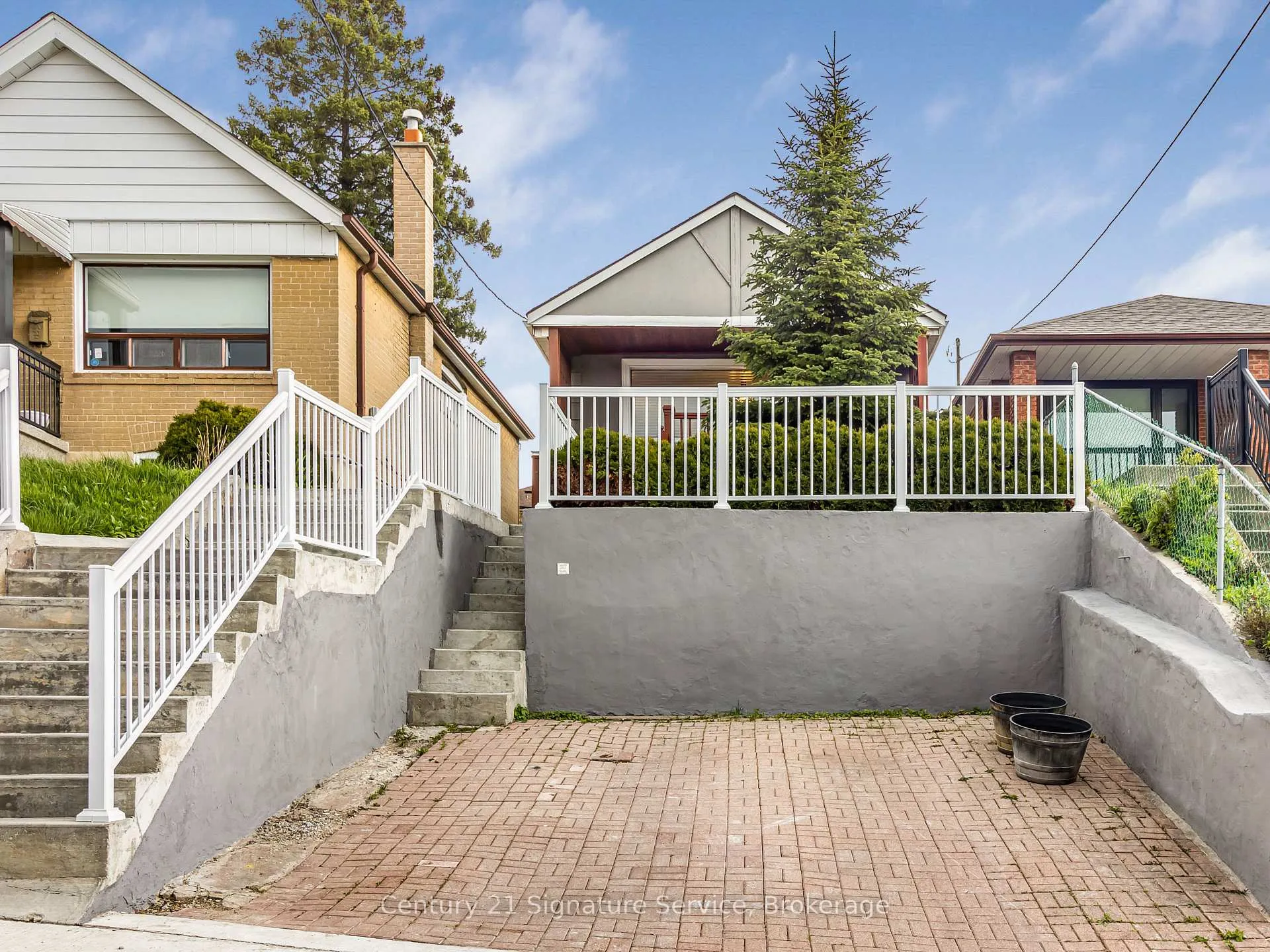 Photo 42 of 527 Westmount Avenue, Toronto, Oakwood Village — HOMEH