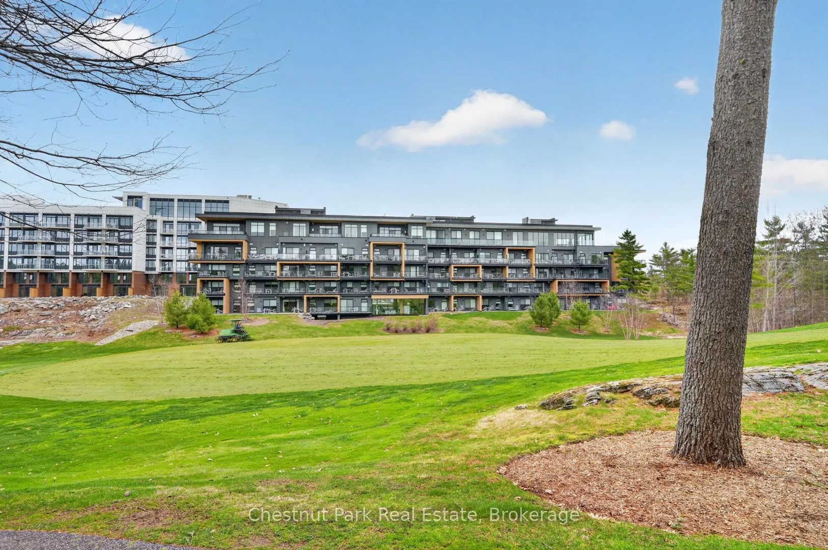 Photo 32 of Unit 210, 120 Carrick Trail, Gravenhurst, Muskoka (S) — HOMEH