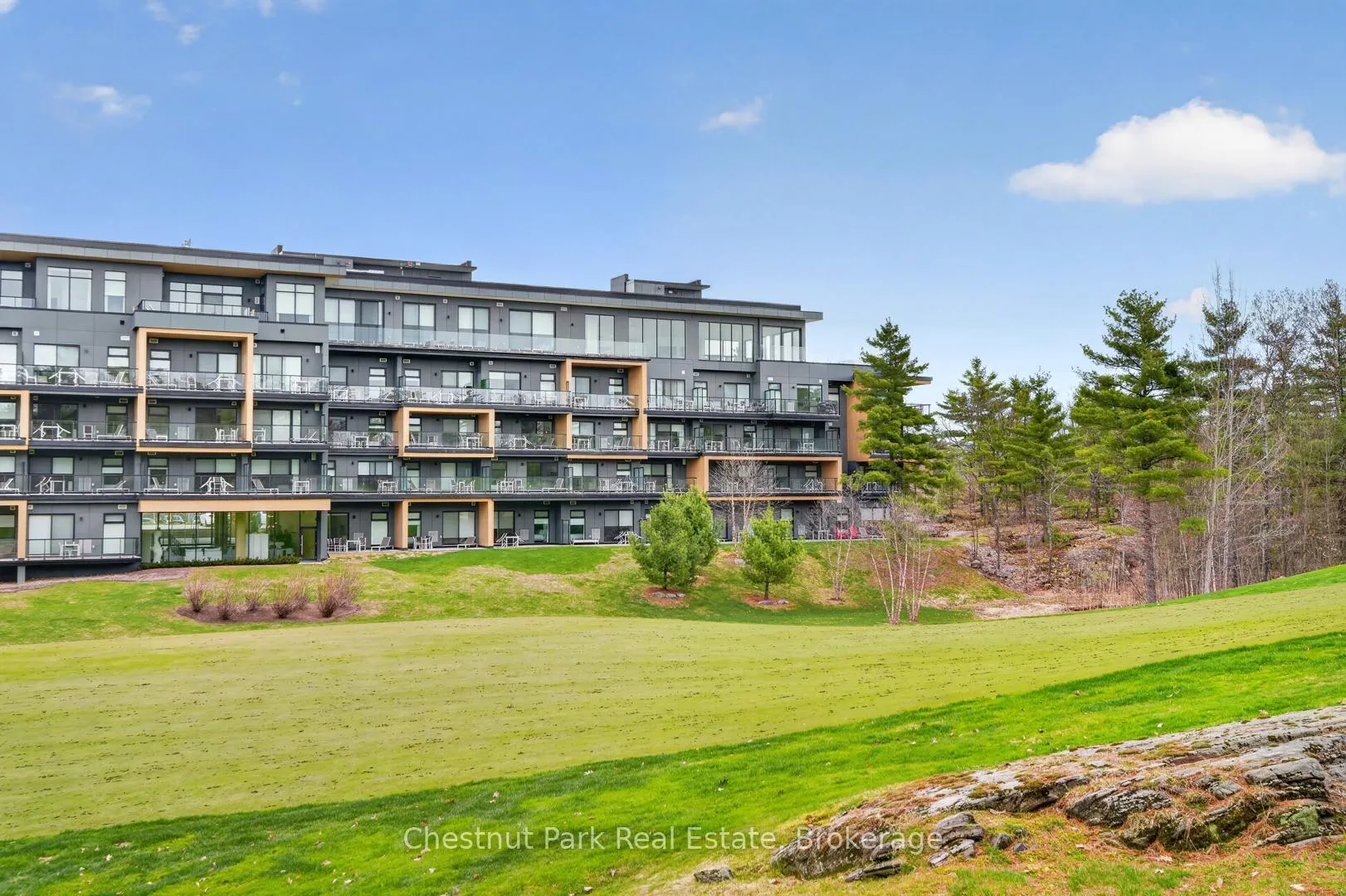 Photo 33 of Unit 210, 120 Carrick Trail, Gravenhurst, Muskoka (S) — HOMEH