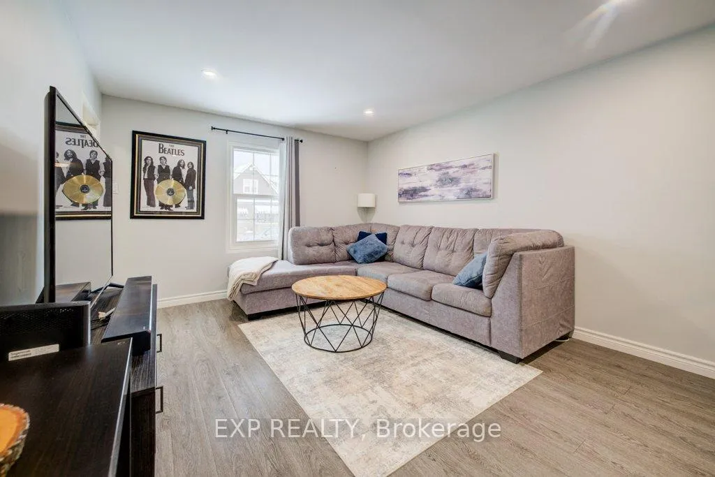 Photo 6 of 502 Britannia Avenue, Hamilton, Normanhurst — HOMEH