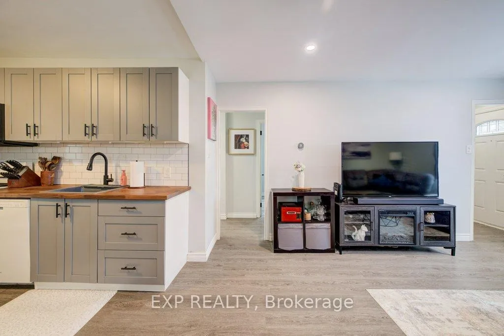 Photo 10 of 502 Britannia Avenue, Hamilton, Normanhurst — HOMEH