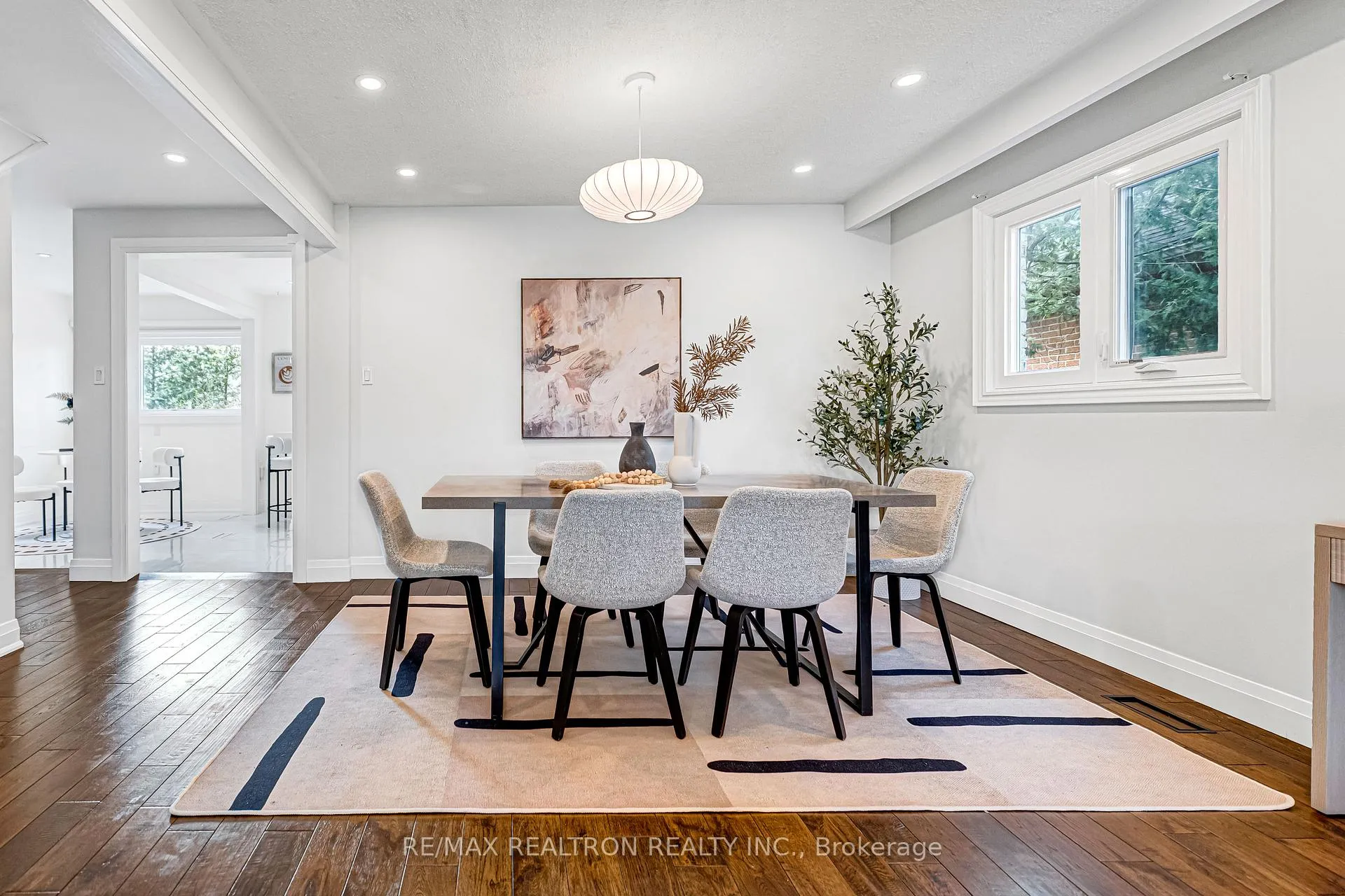 Photo 9 of 41 Ferrah Street, Markham, Unionville — HOMEH