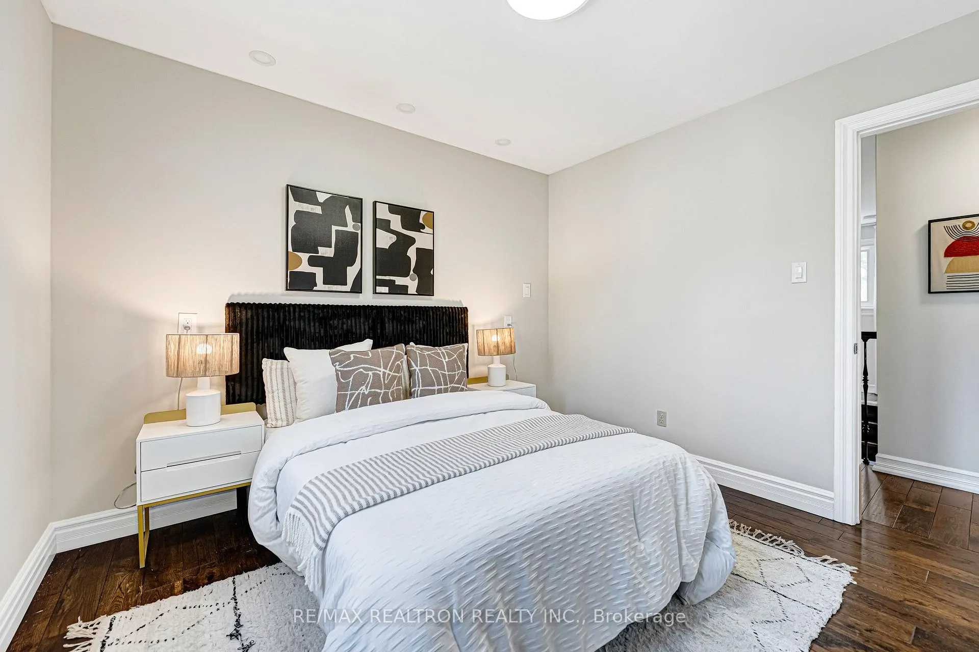 Photo 34 of 41 Ferrah Street, Markham, Unionville — HOMEH