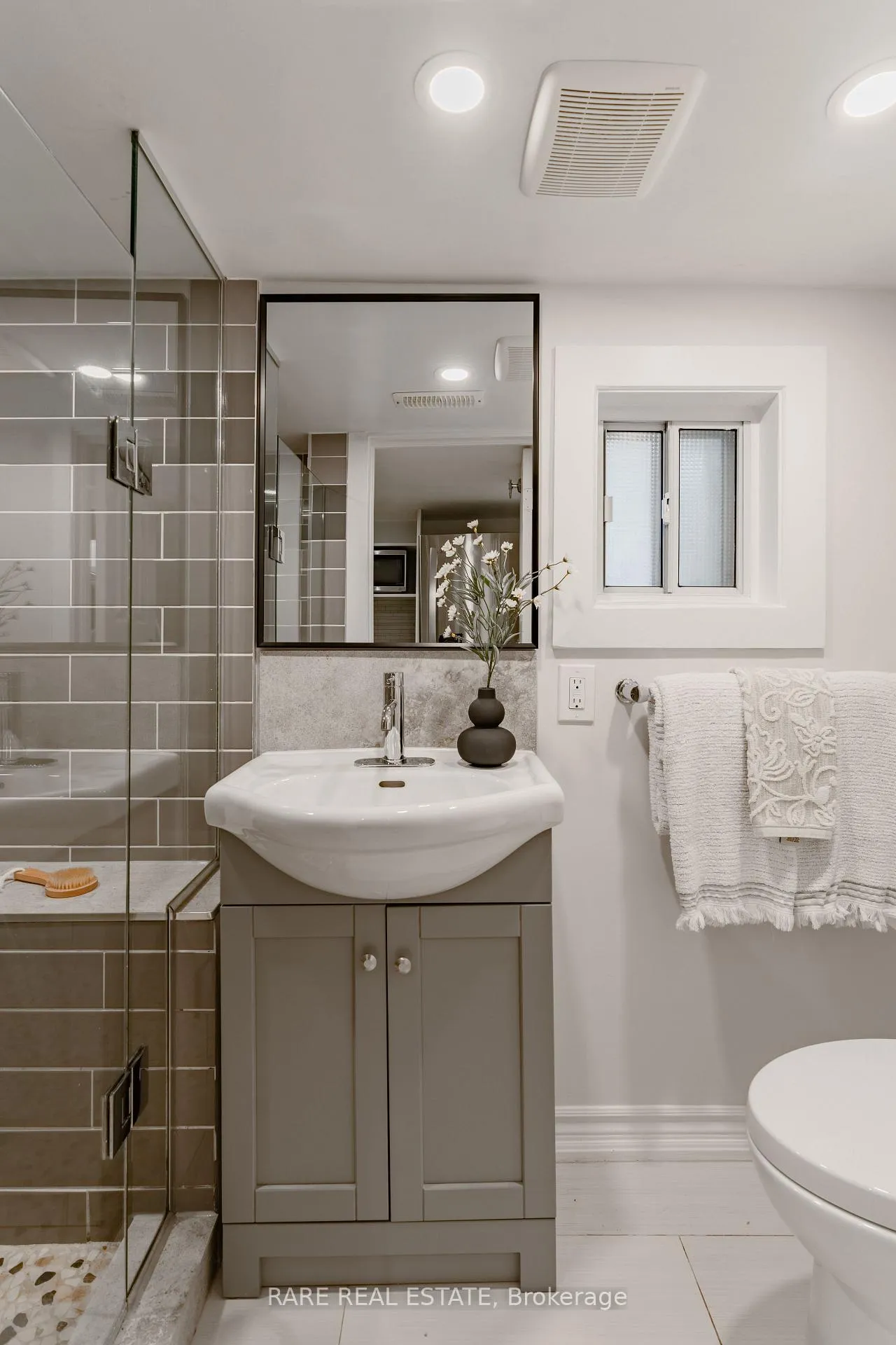 Photo 29 of 431 Jones Avenue, Toronto, Blake-Jones — HOMEH