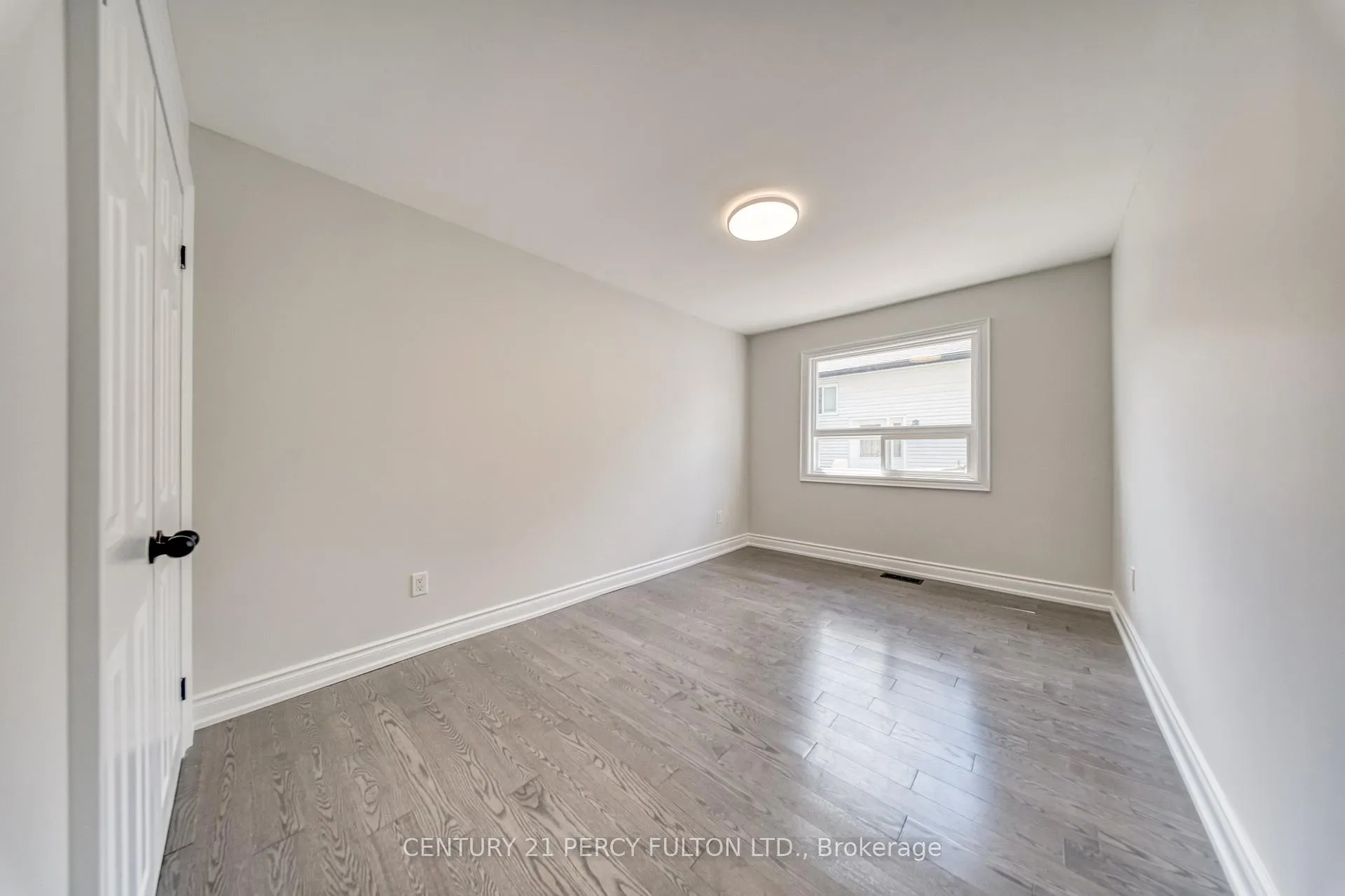 Photo 25 of 193 Cameron Crescent, Georgina, Keswick North — HOMEH
