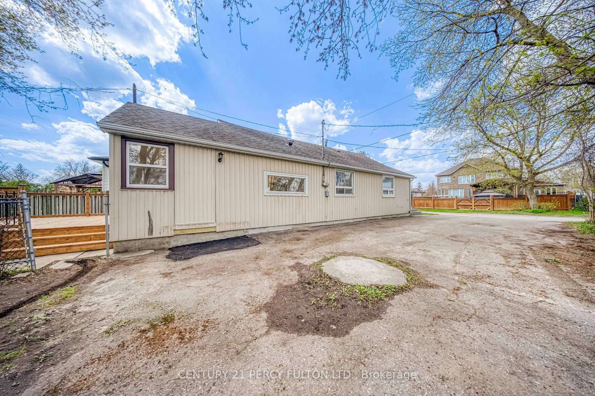 Photo 30 of 193 Cameron Crescent, Georgina, Keswick North — HOMEH