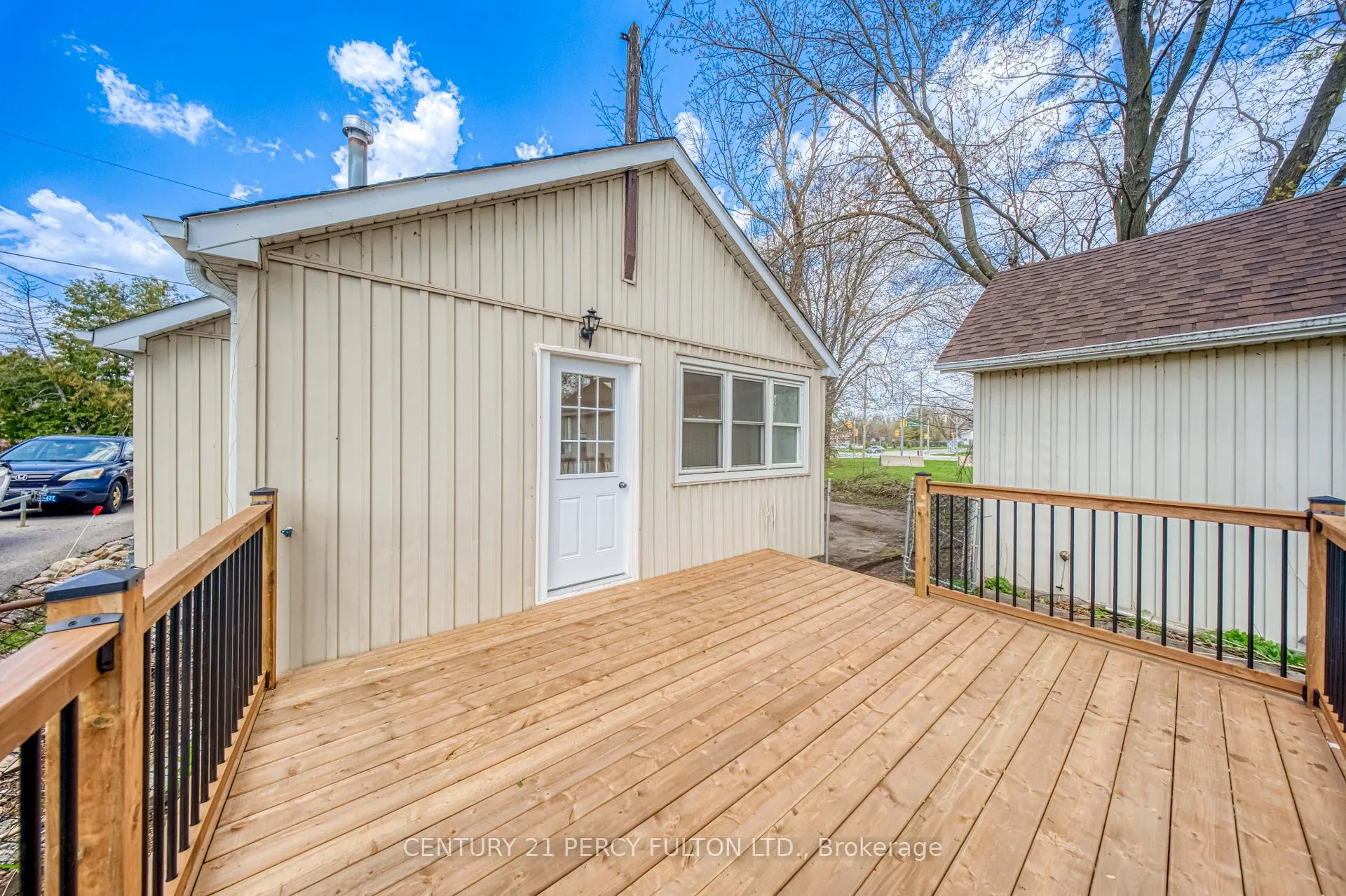 Photo 32 of 193 Cameron Crescent, Georgina, Keswick North — HOMEH